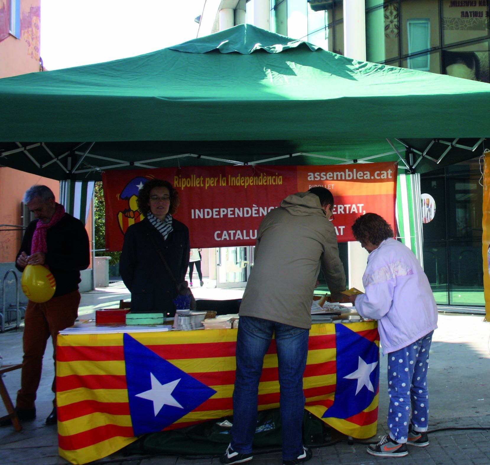 1eca156427374c8abf4738e42b464eef