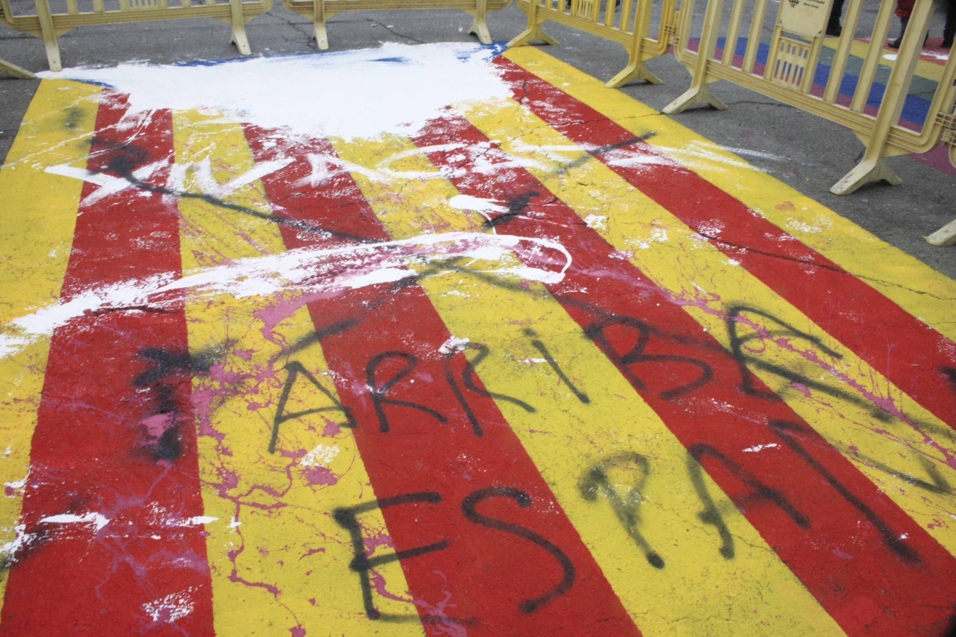 24fae0cf4e190078d5b9896e00870cd9