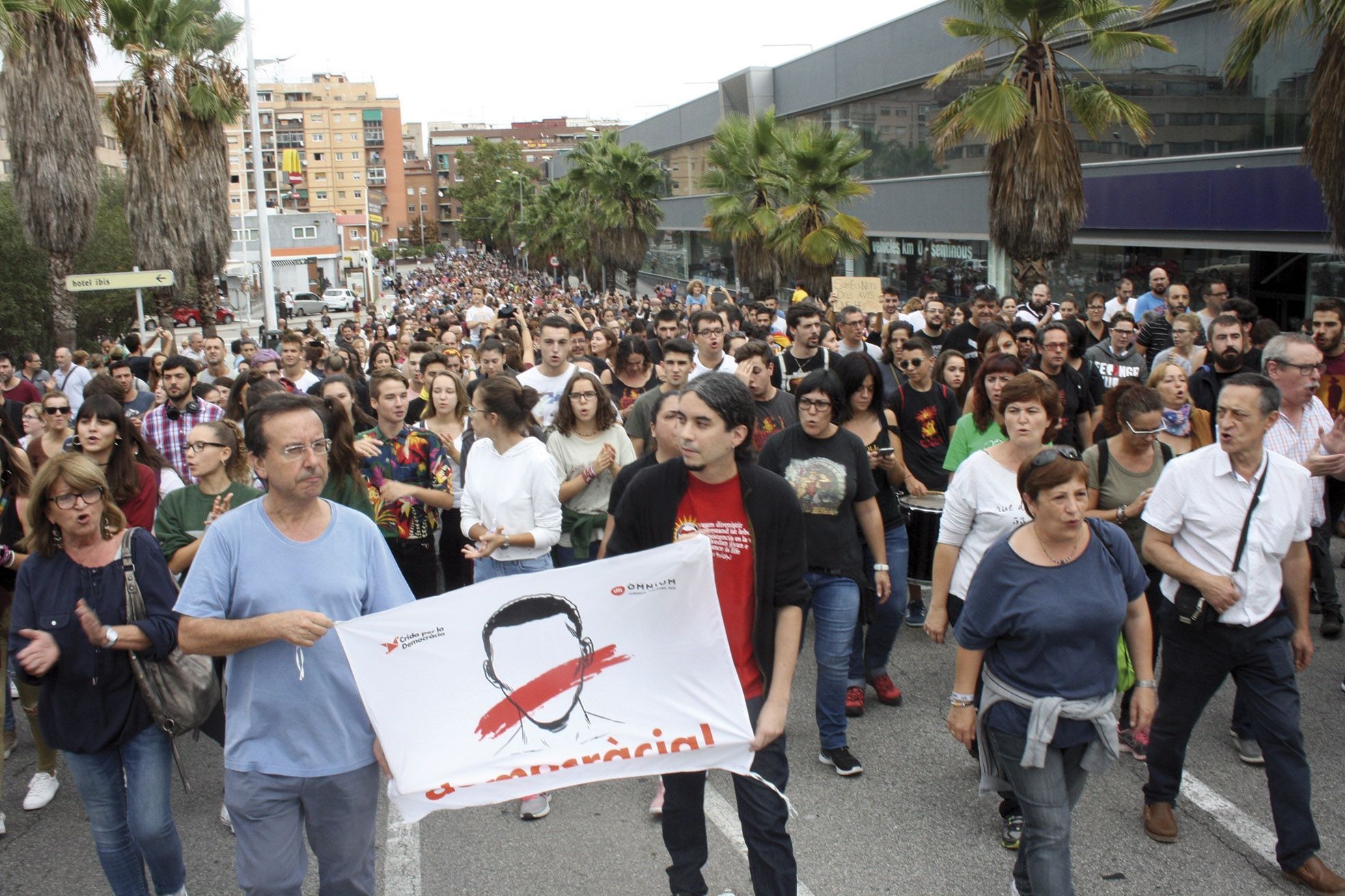 178044b1339d92618b3b1af938fc75de