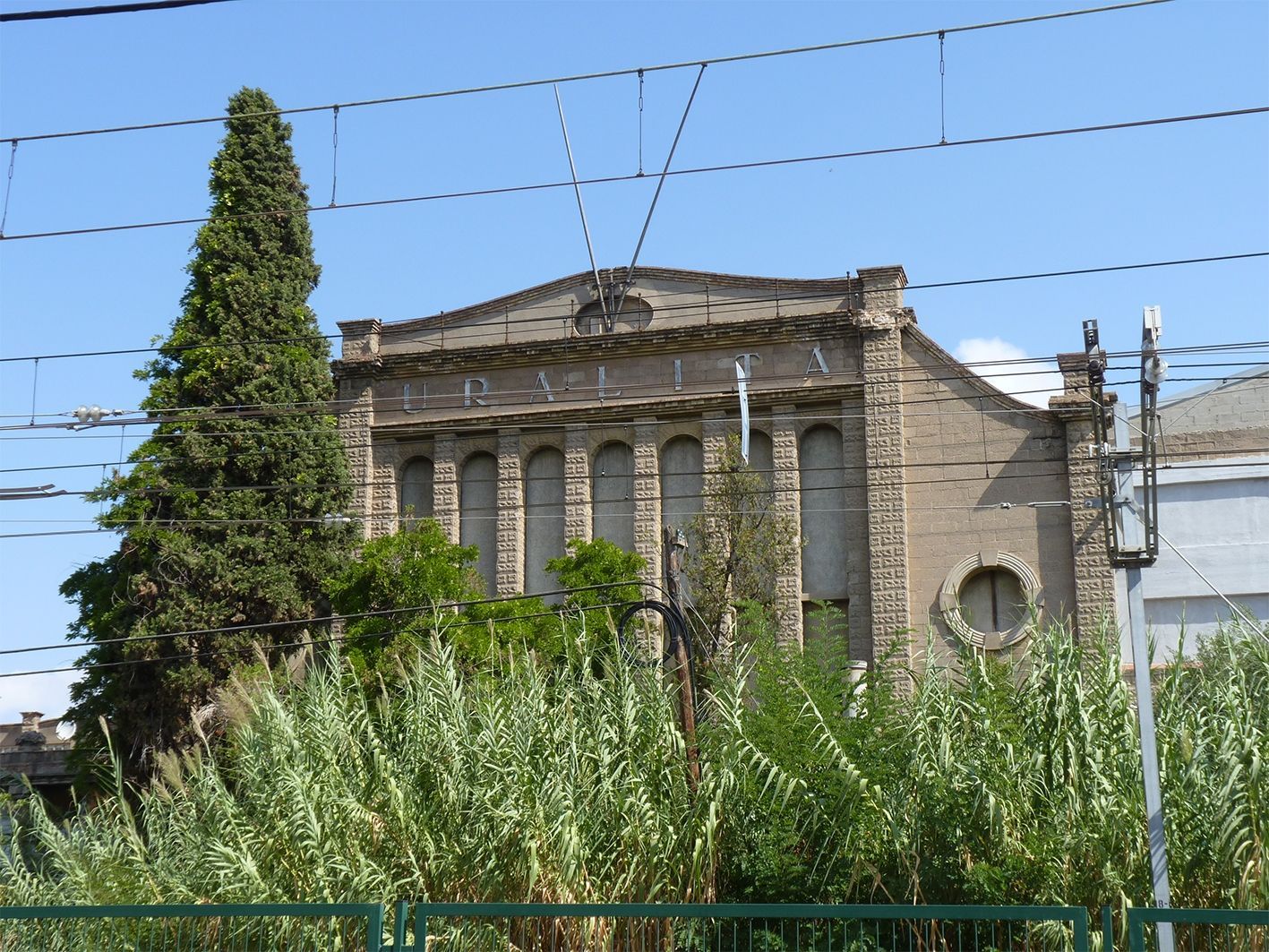 7586bcdd7a745d843a3897512742ccdb