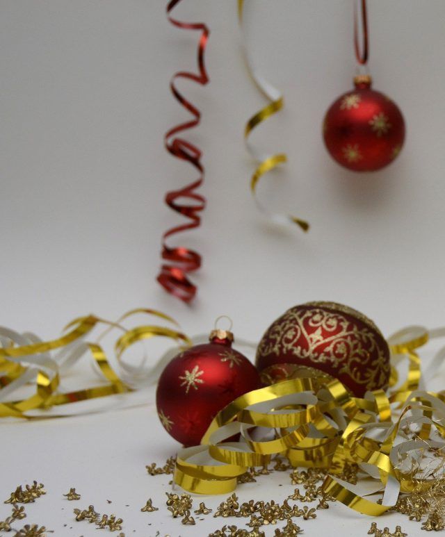 new-years-eve-1905142_1920-640x773