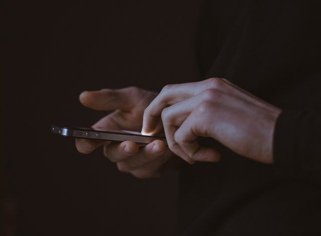 dark-2571846_1920-640x471