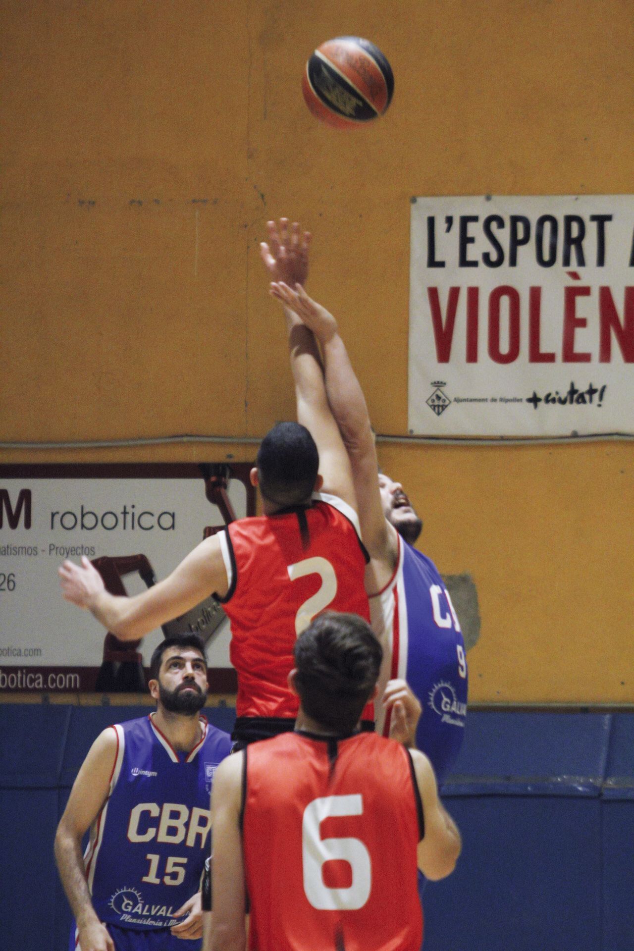 10 Salt inicial - Sènior A - Foto Pablo Hernández