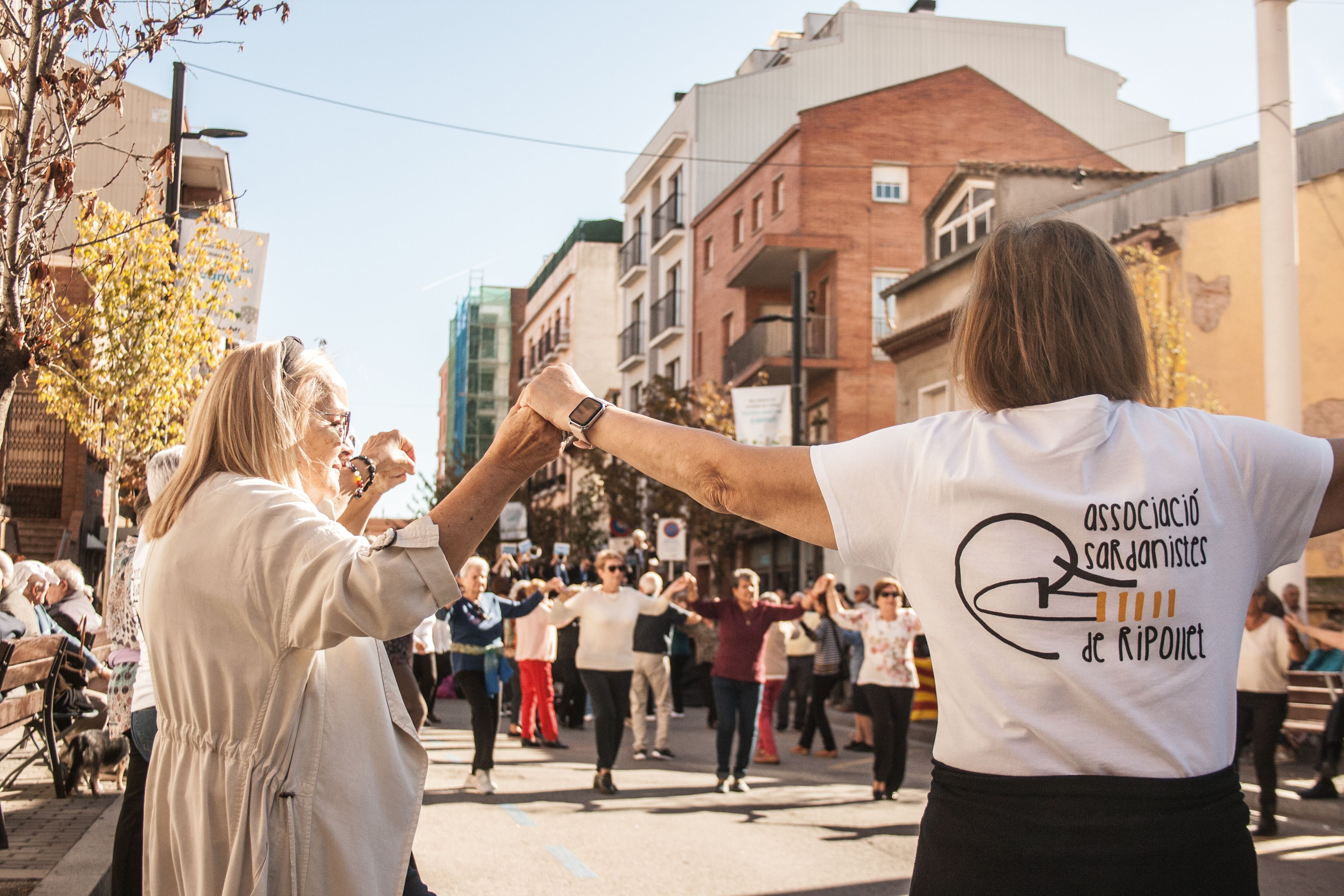 Sardanes al carrer, Cultura Popular. FOTO: Arxiu