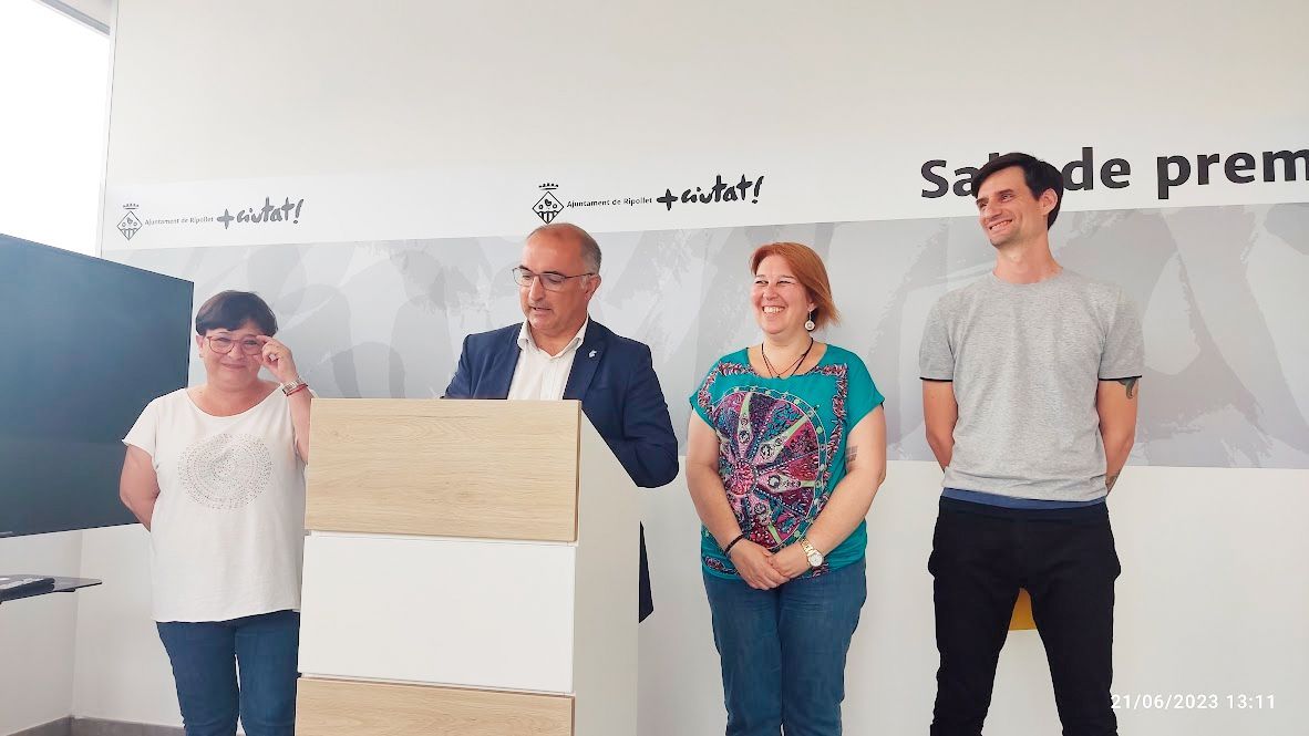 4 Caripas mobil rient copia