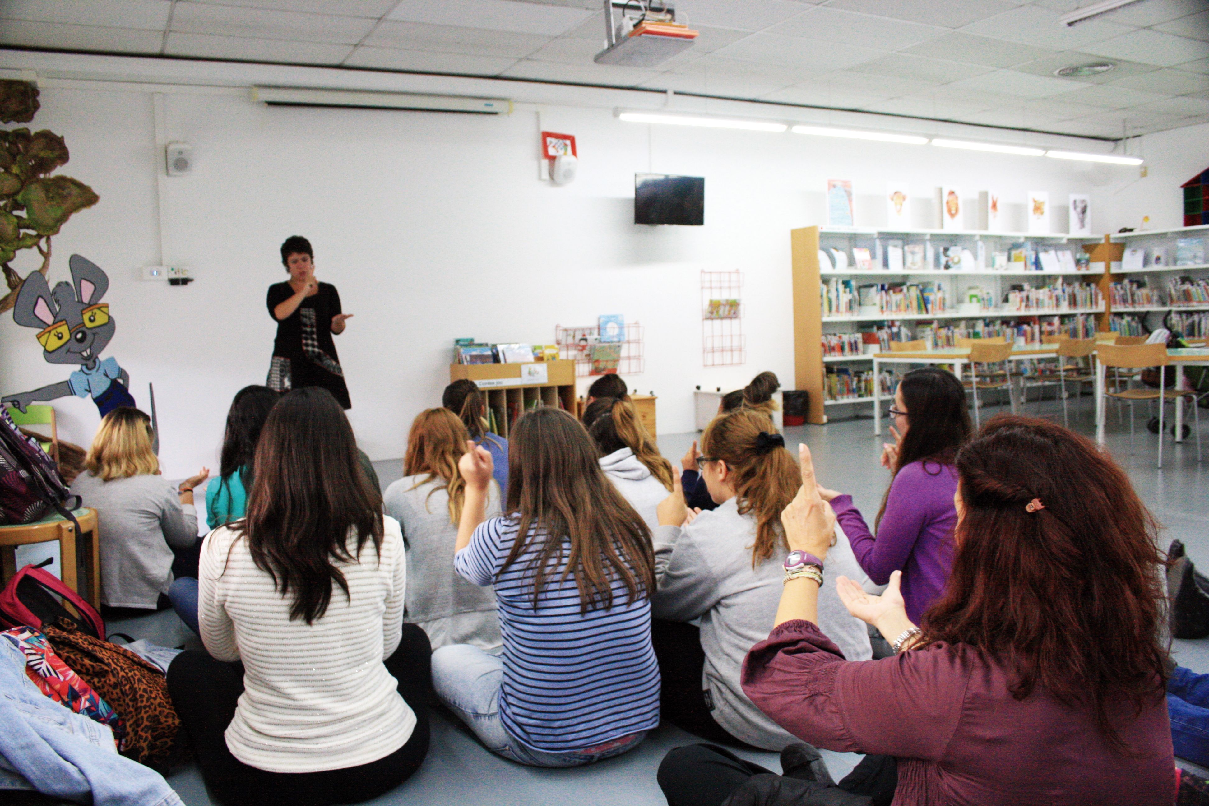 4 Biblioteca 2 IMG_0876 copia