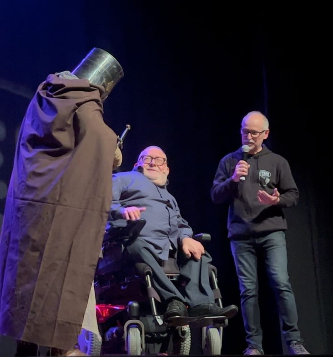 El ripolletenc Alberto Castro fent humor al 12è FEM Monòlefs. FOTO Marc Mata