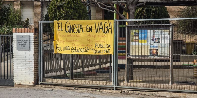 L'Escola Ginesta ha estat un dels centres que s'ha sumat a la vaga. Foto: Marc Mata