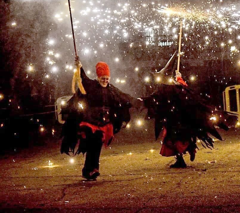 Correfoc de les Bruixes de Ripollet. Foto: Marc Mata 