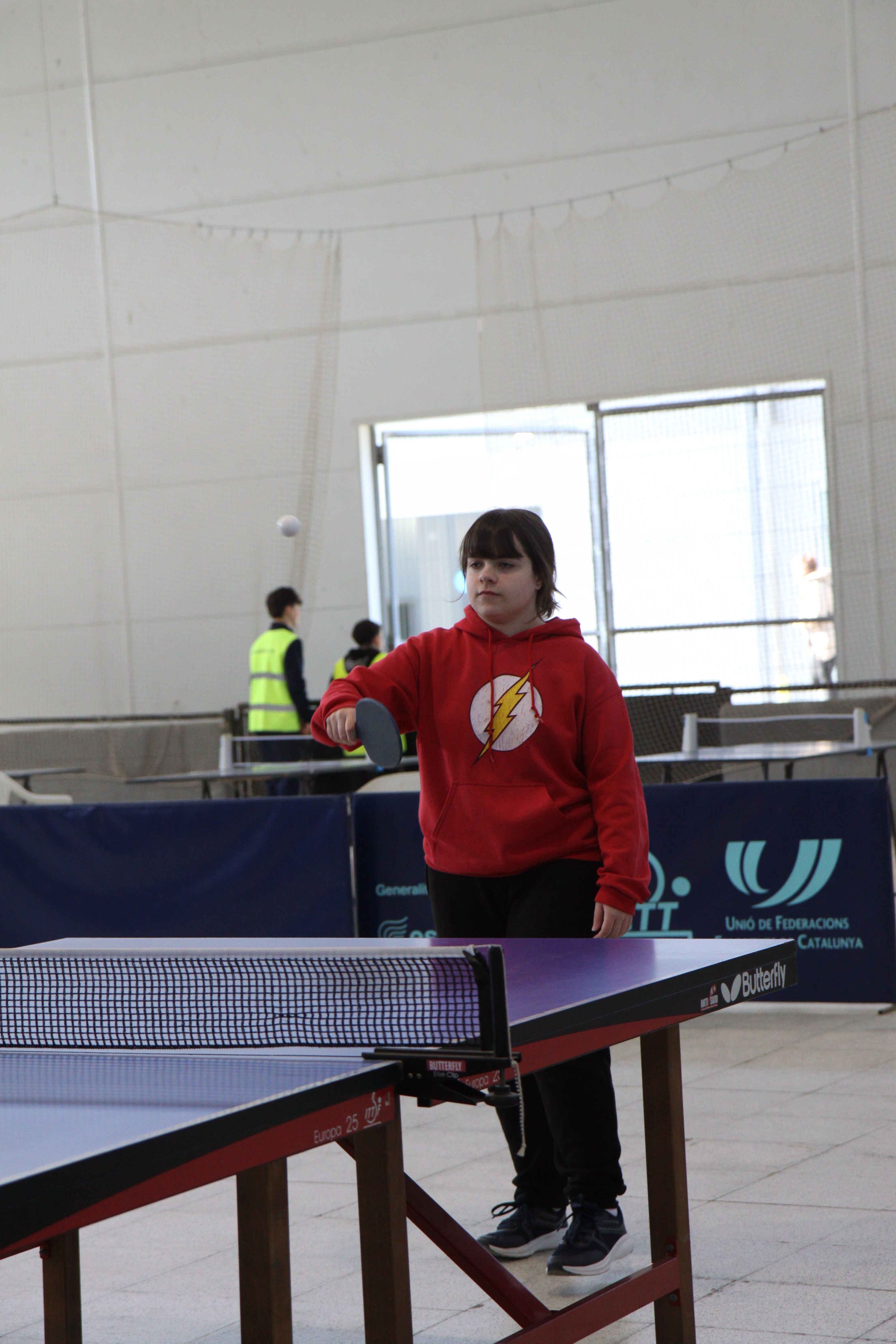 Trobada local de tenis taula escolar. Foto: Laia Jubany