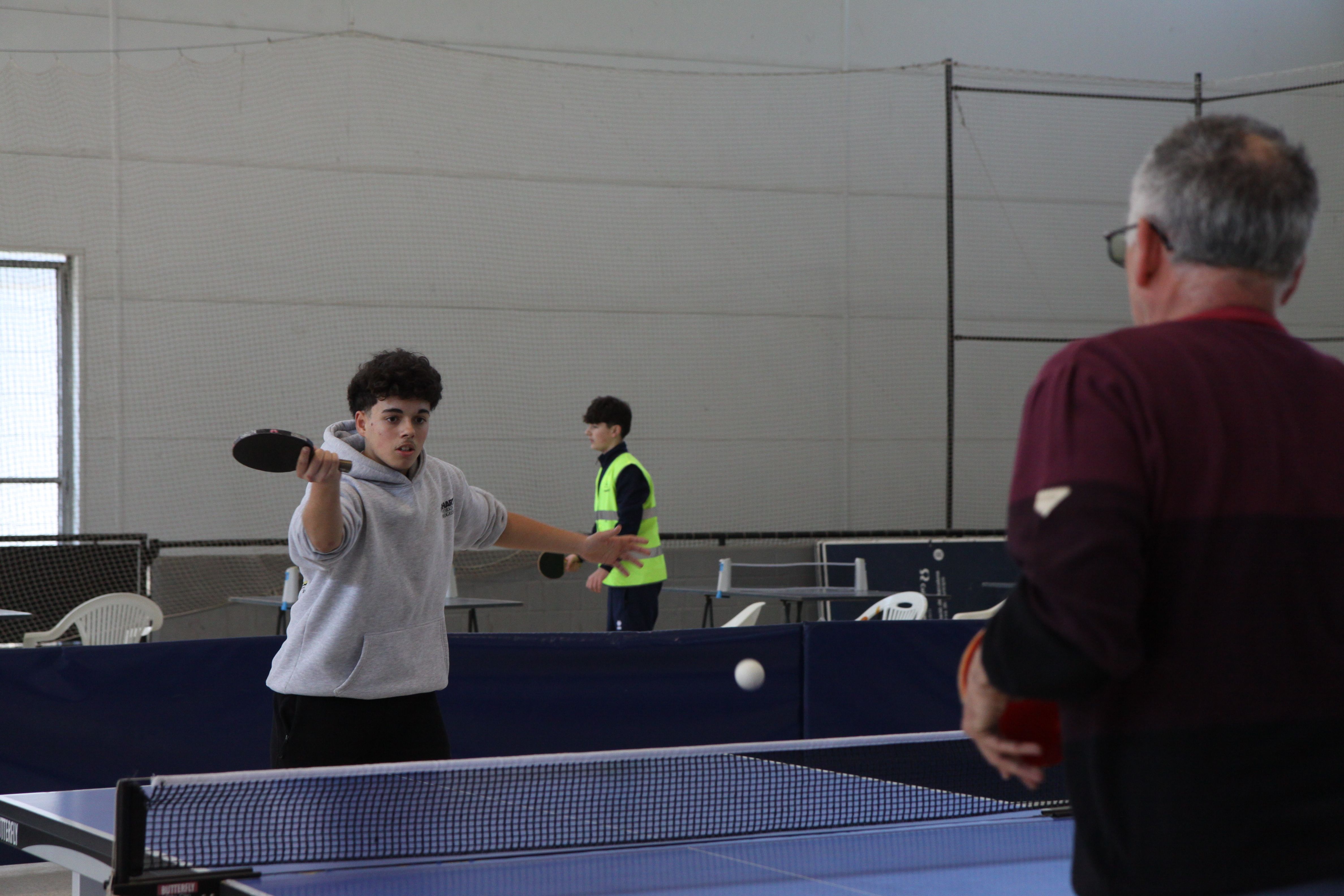 Trobada local de tenis taula escolar. Foto: Laia Jubany