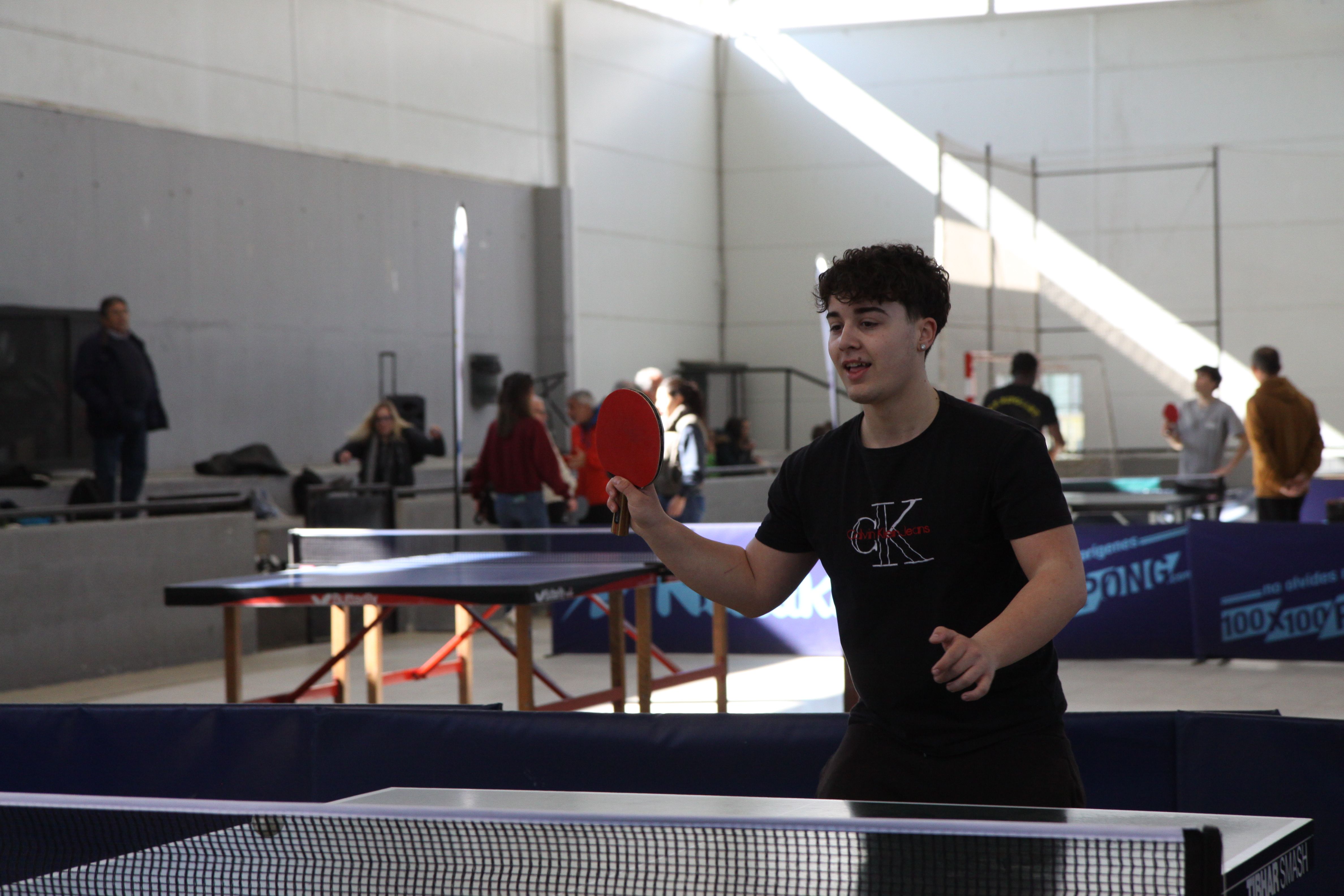 Trobada local de tenis taula escolar. Foto: Laia Jubany