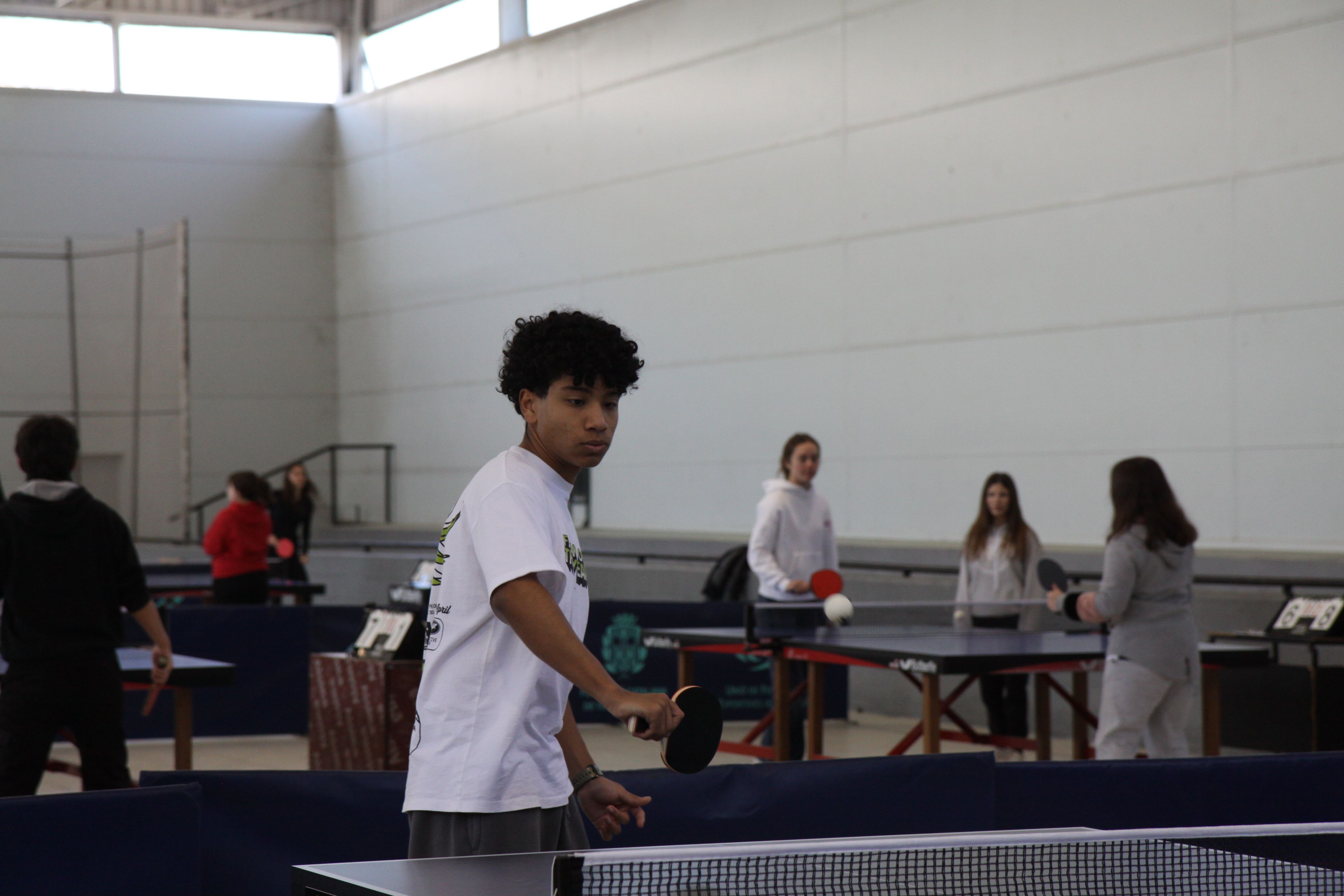 Trobada local de tenis taula escolar. Foto: Laia Jubany