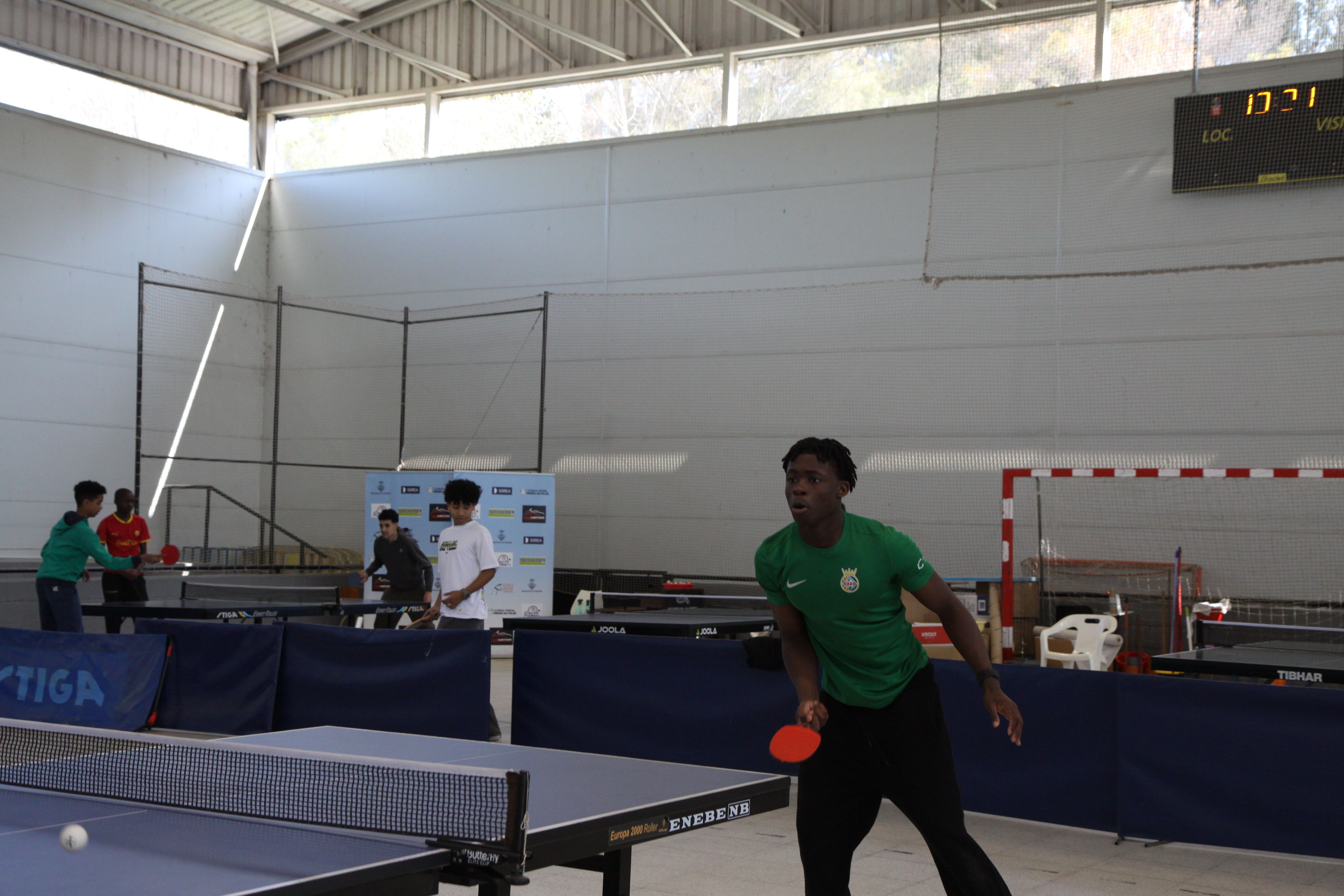 Trobada local de tenis taula escolar. Foto: Laia Jubany