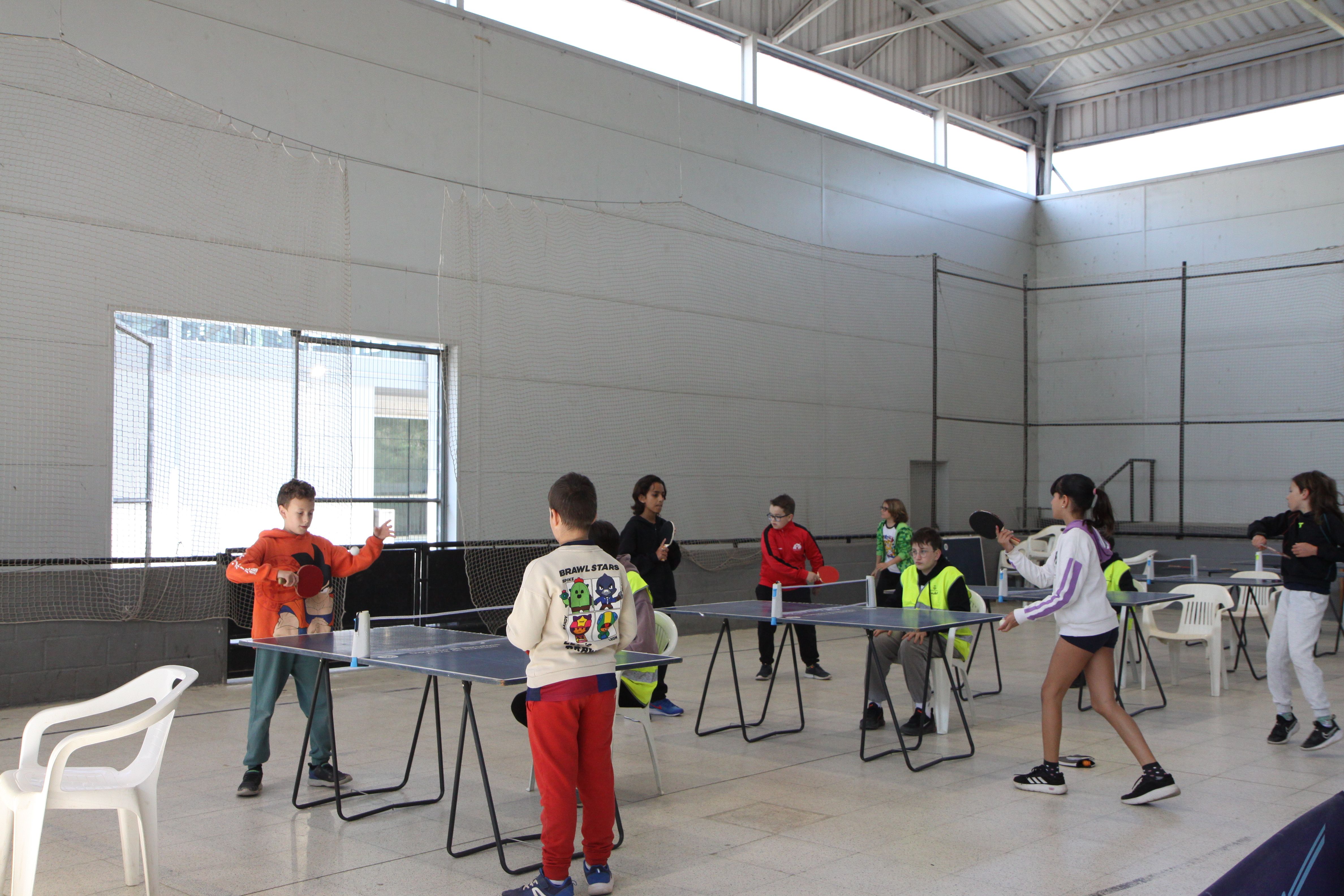 Trobada local de tenis taula escolar. Foto: Laia Jubany
