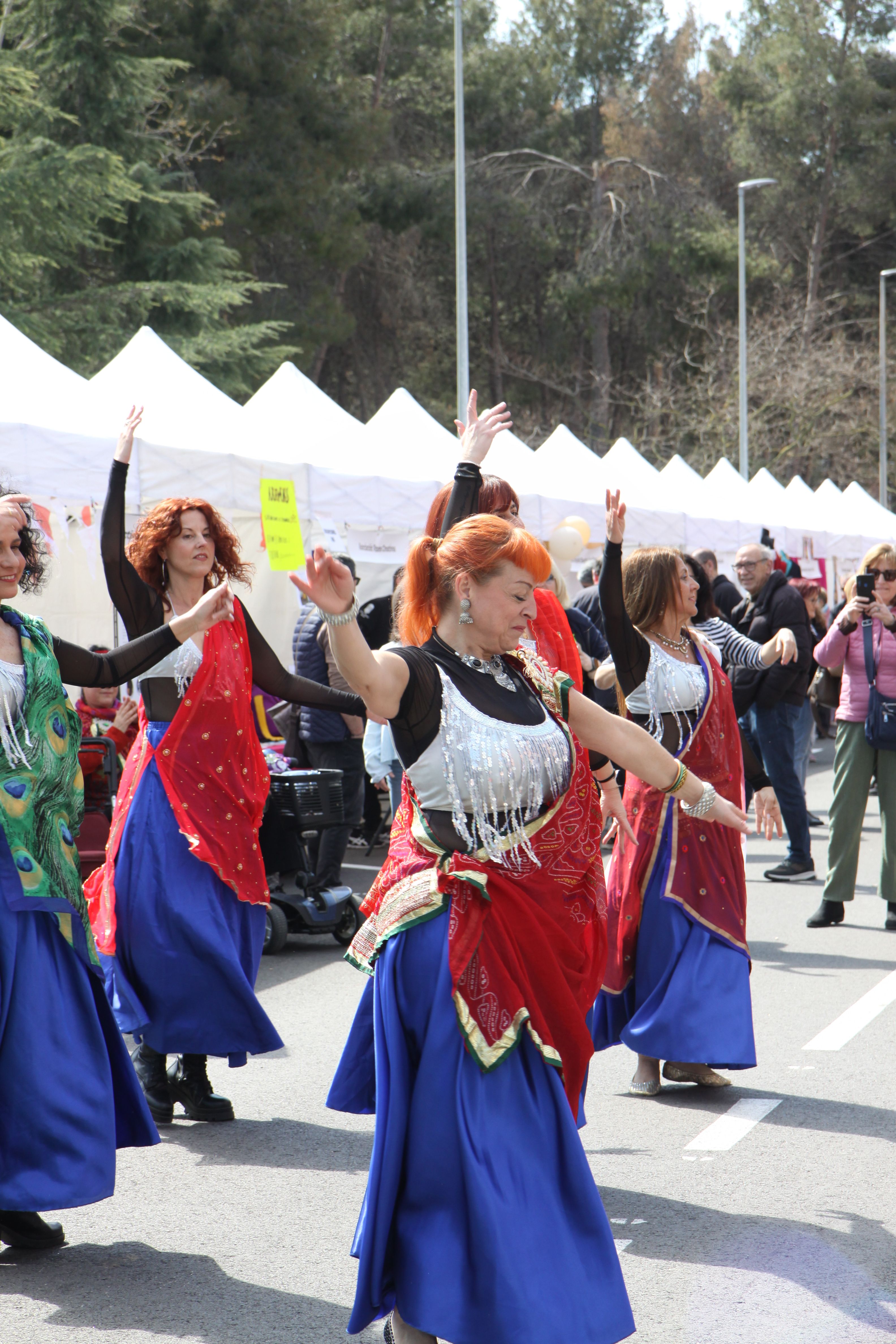 L'Associació Colors ha fet honor al seu nom omplint la rambla de vida. Foto: Laia Jubany