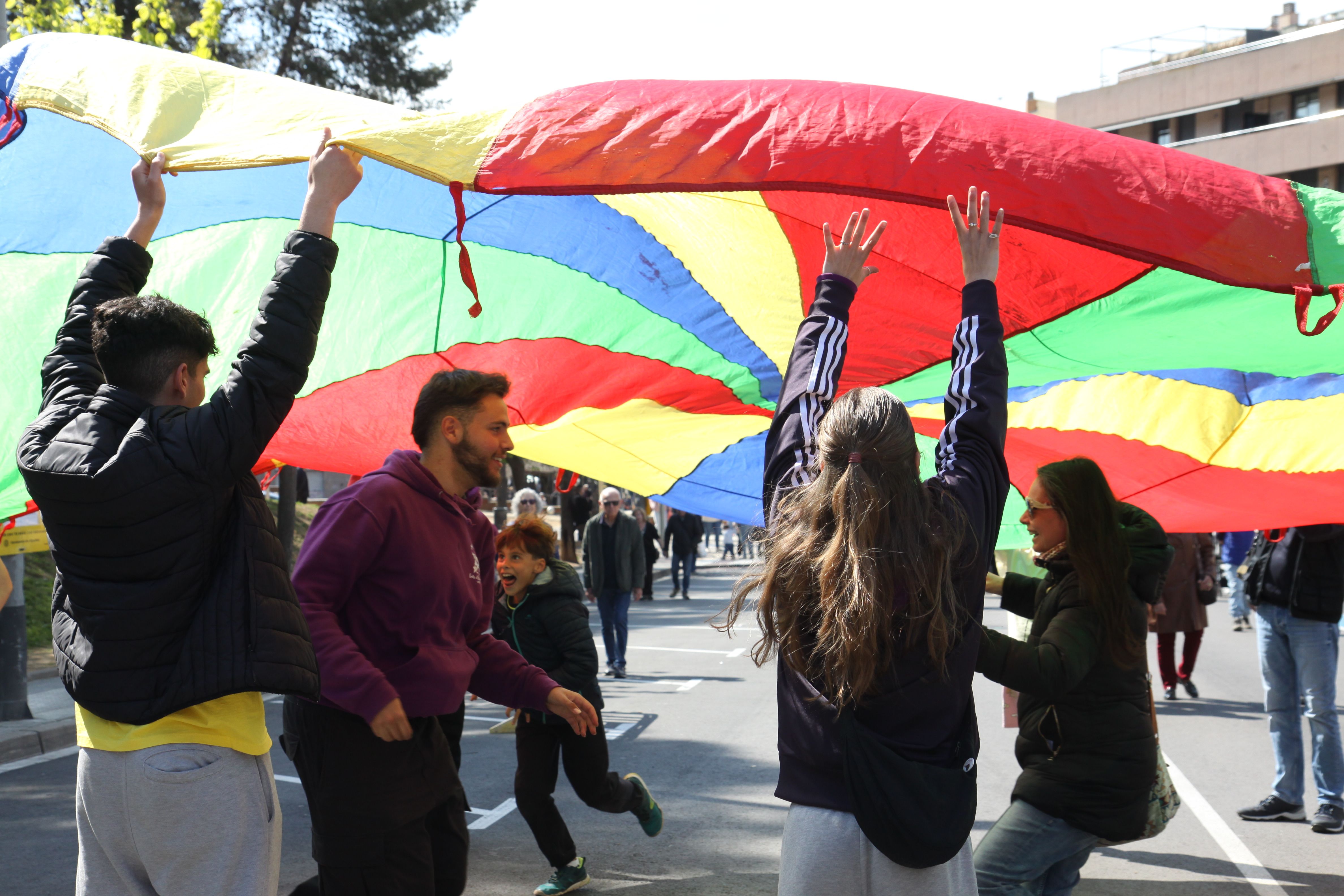 L'Esplai Estel ha dinamitzat un espai de jocs infantils. Foto: Laia Jubany
