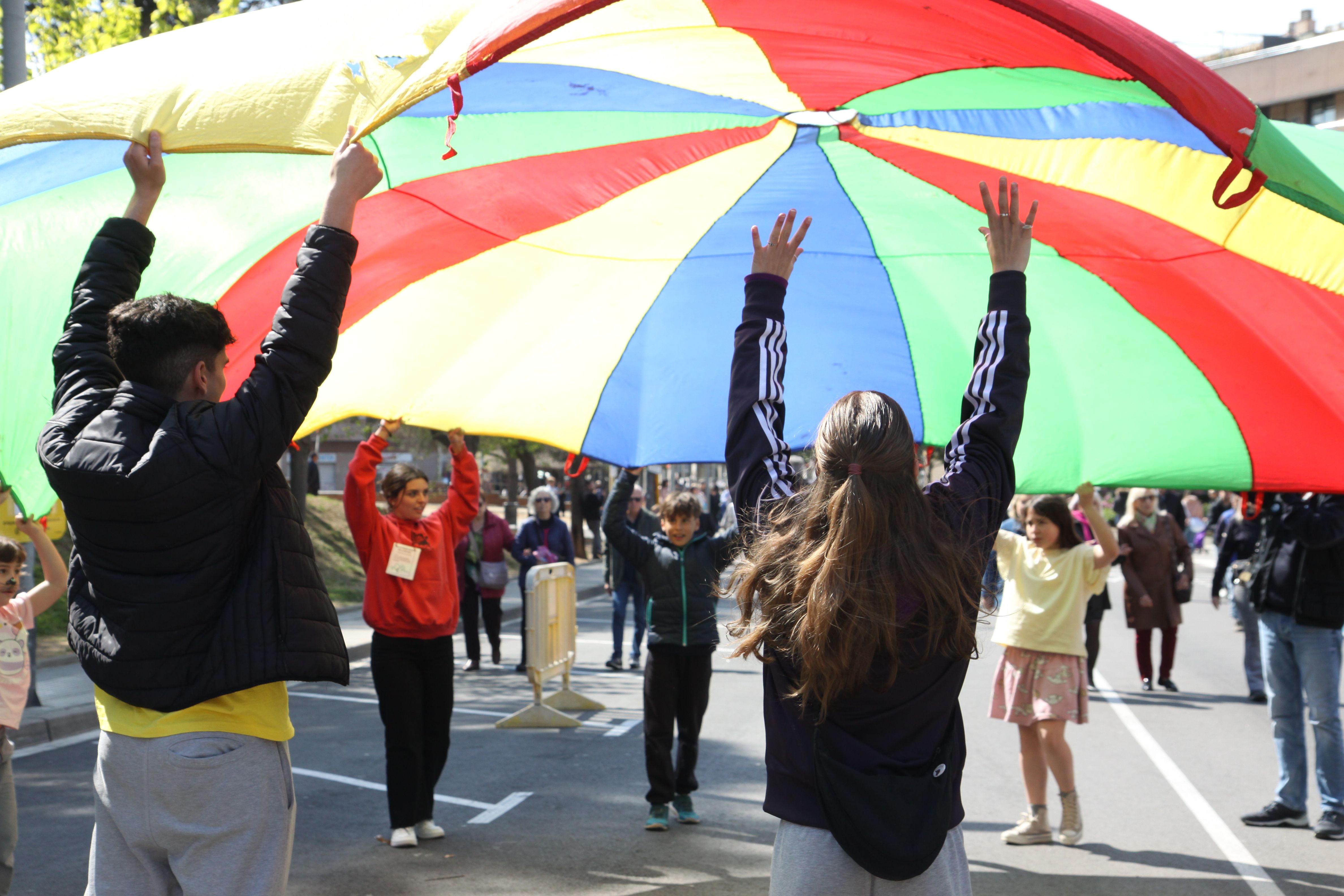 L'Esplai Estel ha dinamitzat un espai de jocs infantils. Foto: Laia Jubany