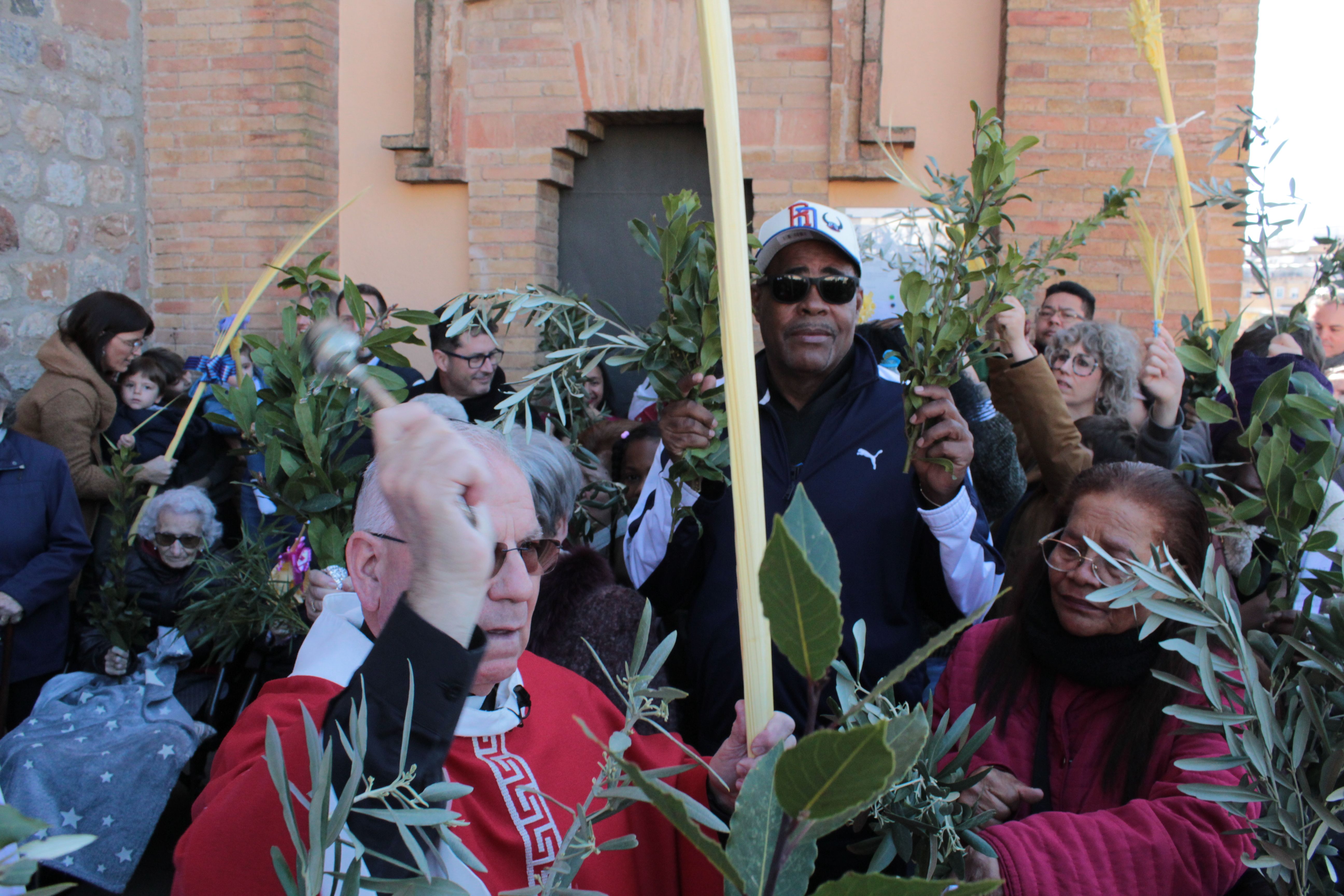 Ripollet celebra el Diumenge de Rams. FOTO Sergio Sánchez  (8)