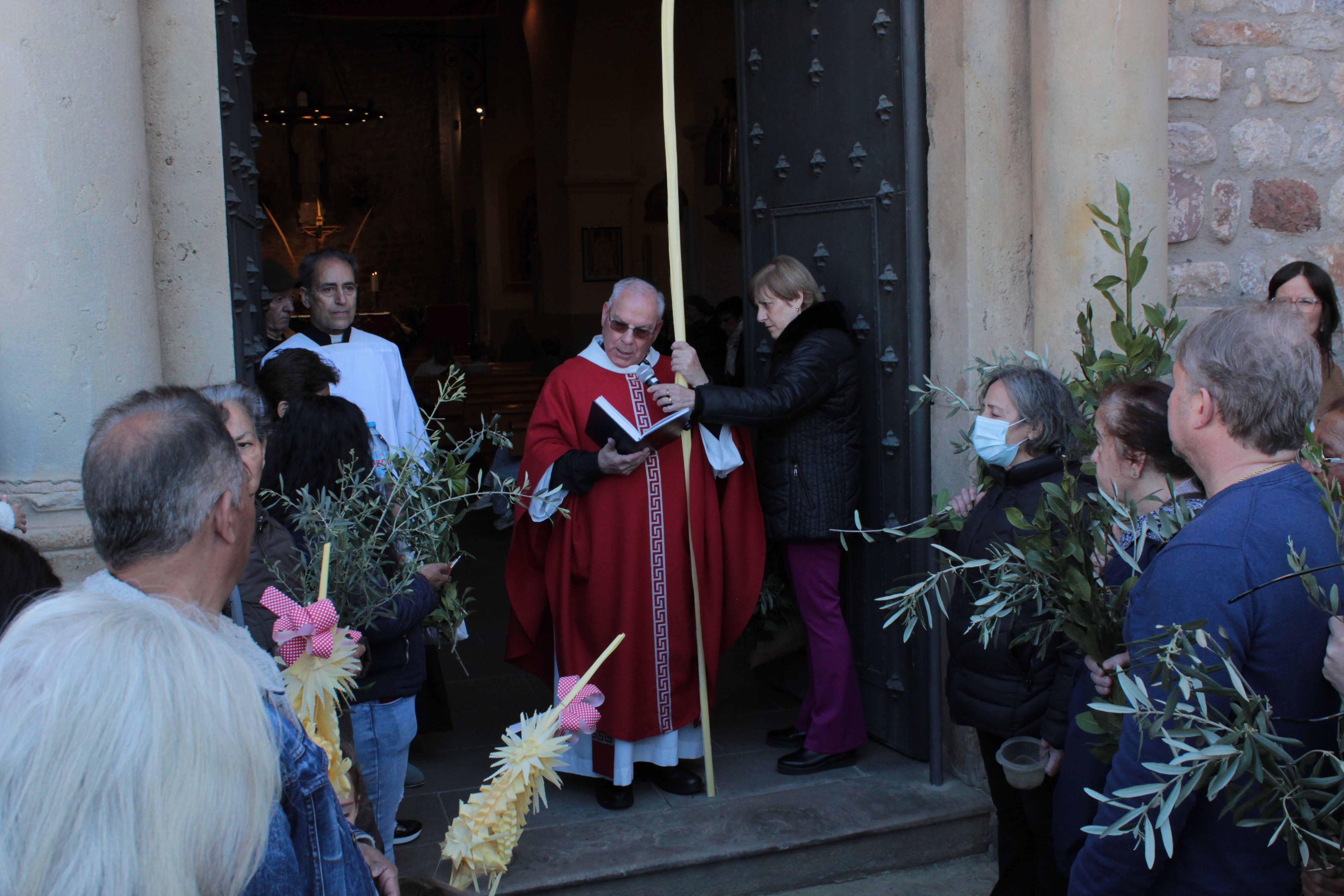 Ripollet celebra el Diumenge de Rams. FOTO Sergio Sánchez  (1)