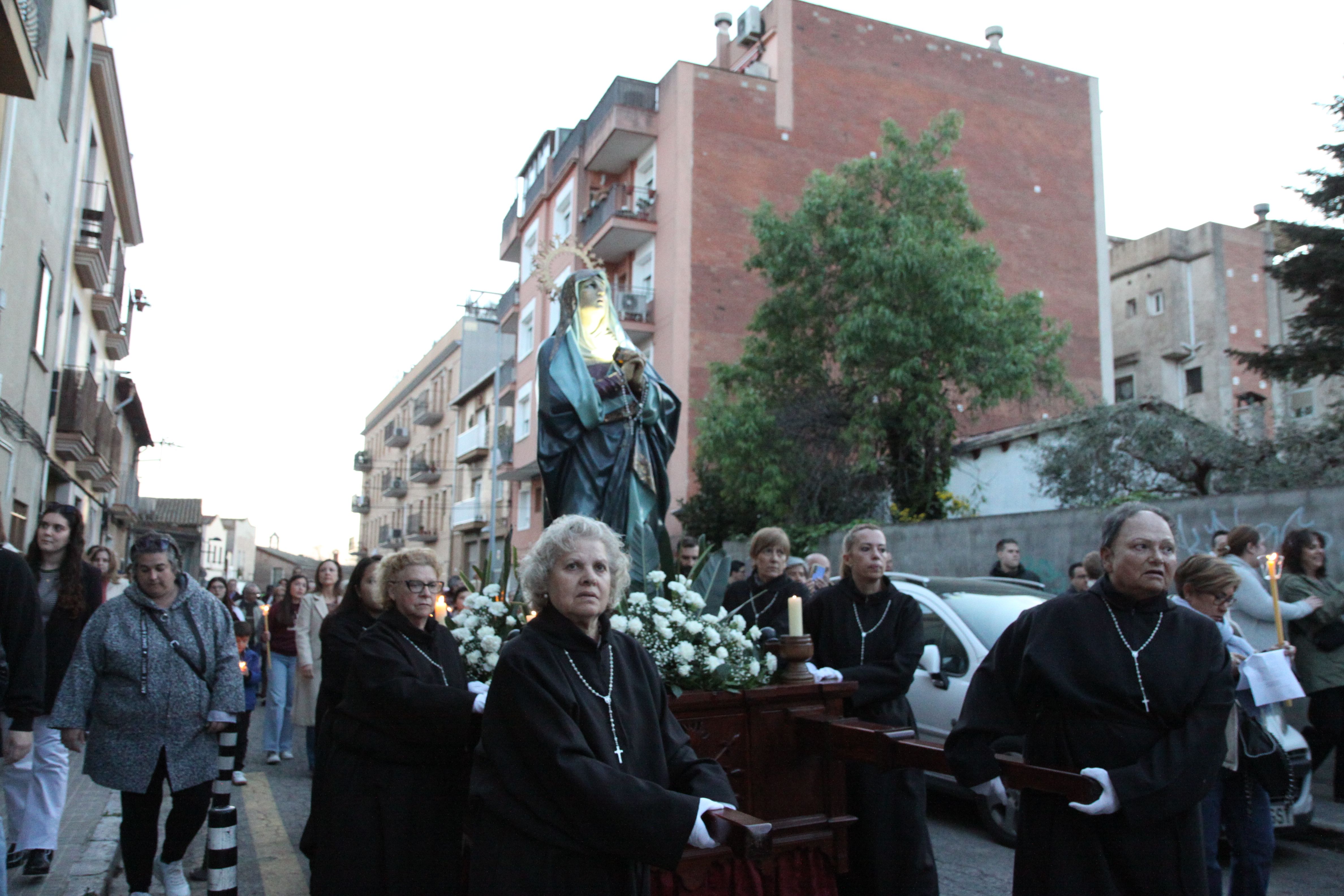 Imatges del Via Crucis de Divendres Sant. Foto: Laia Jubany