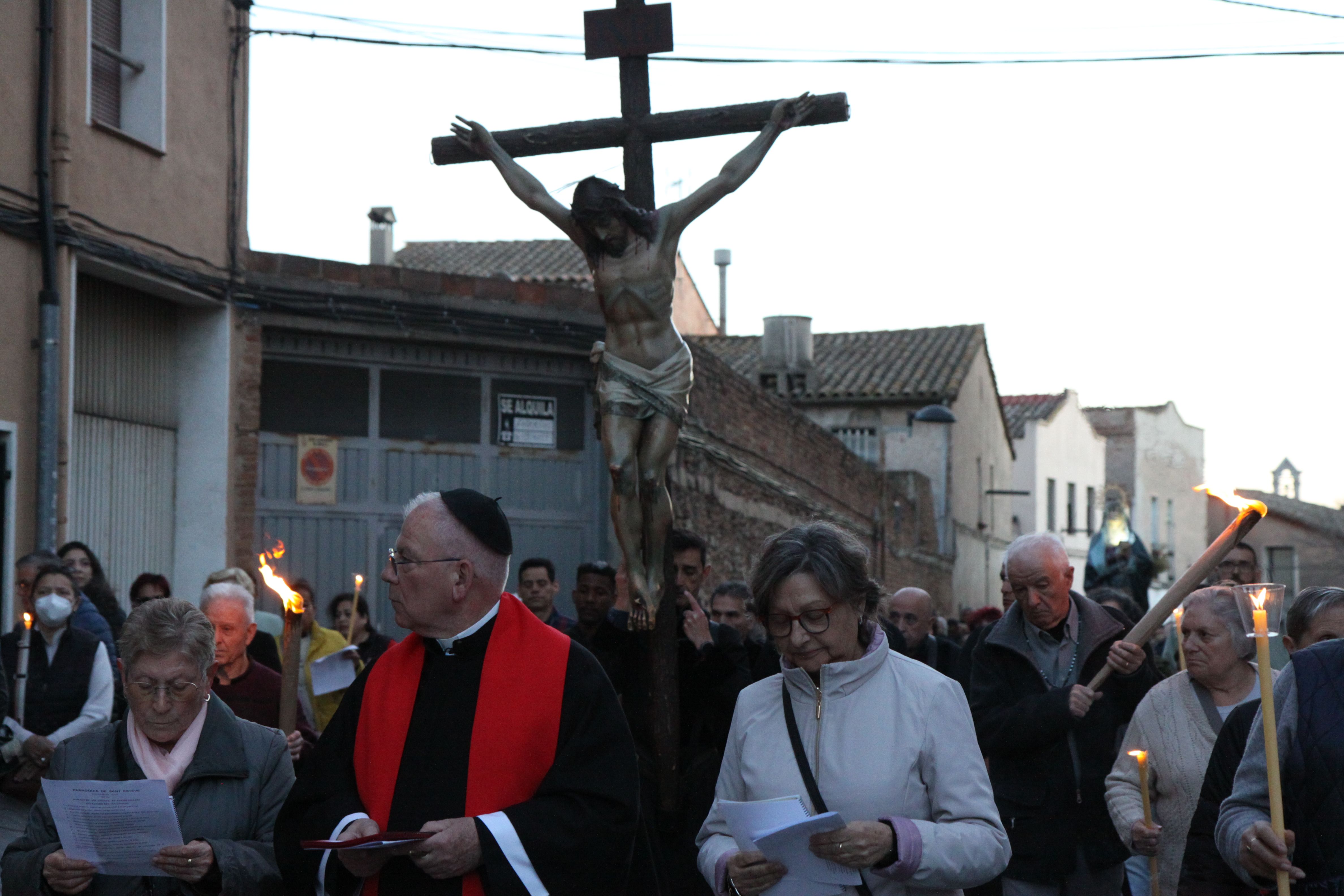 Imatges del Via Crucis de Divendres Sant. Foto: Laia Jubany