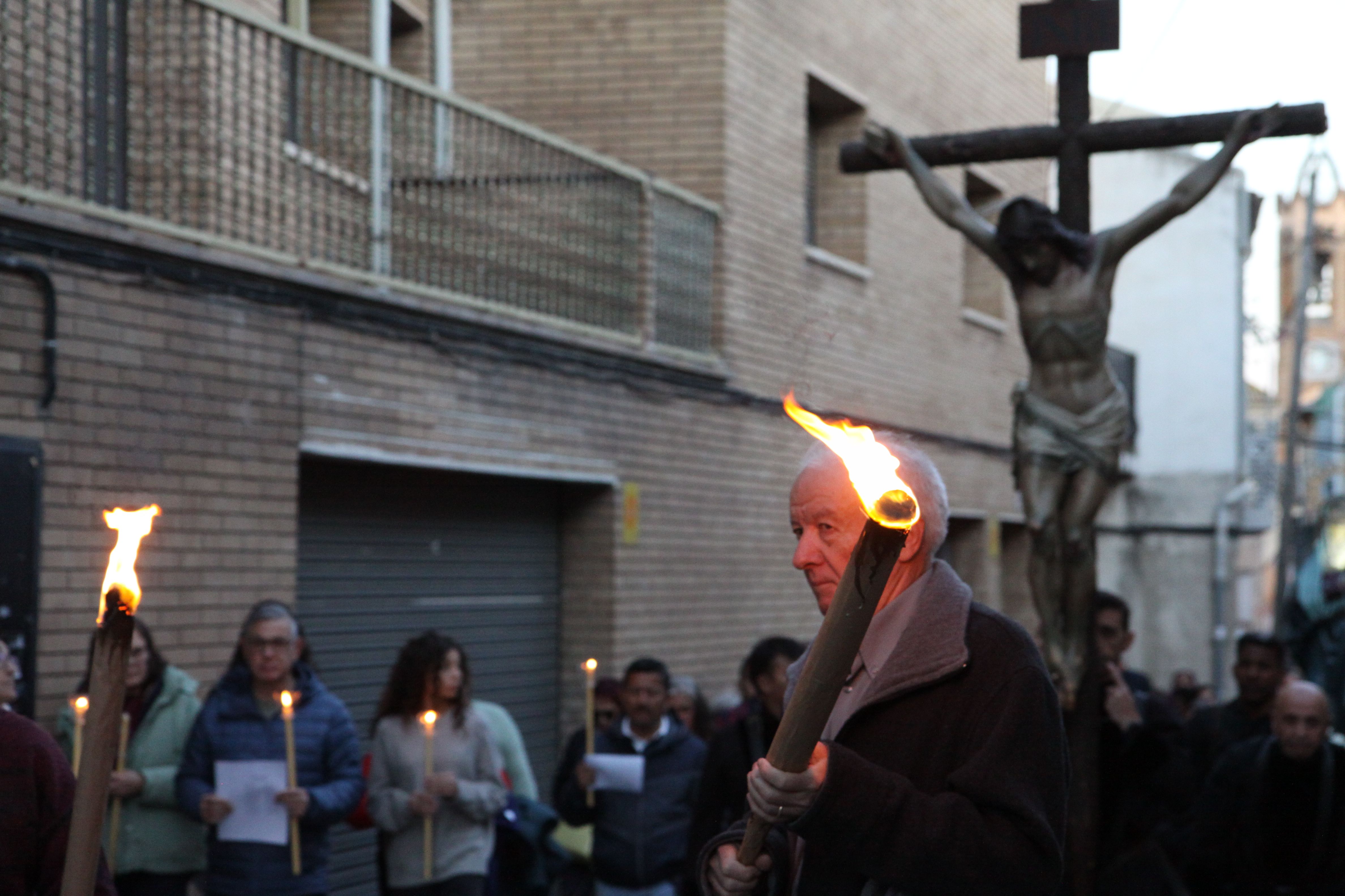 Imatges del Via Crucis de Divendres Sant. Foto: Laia Jubany