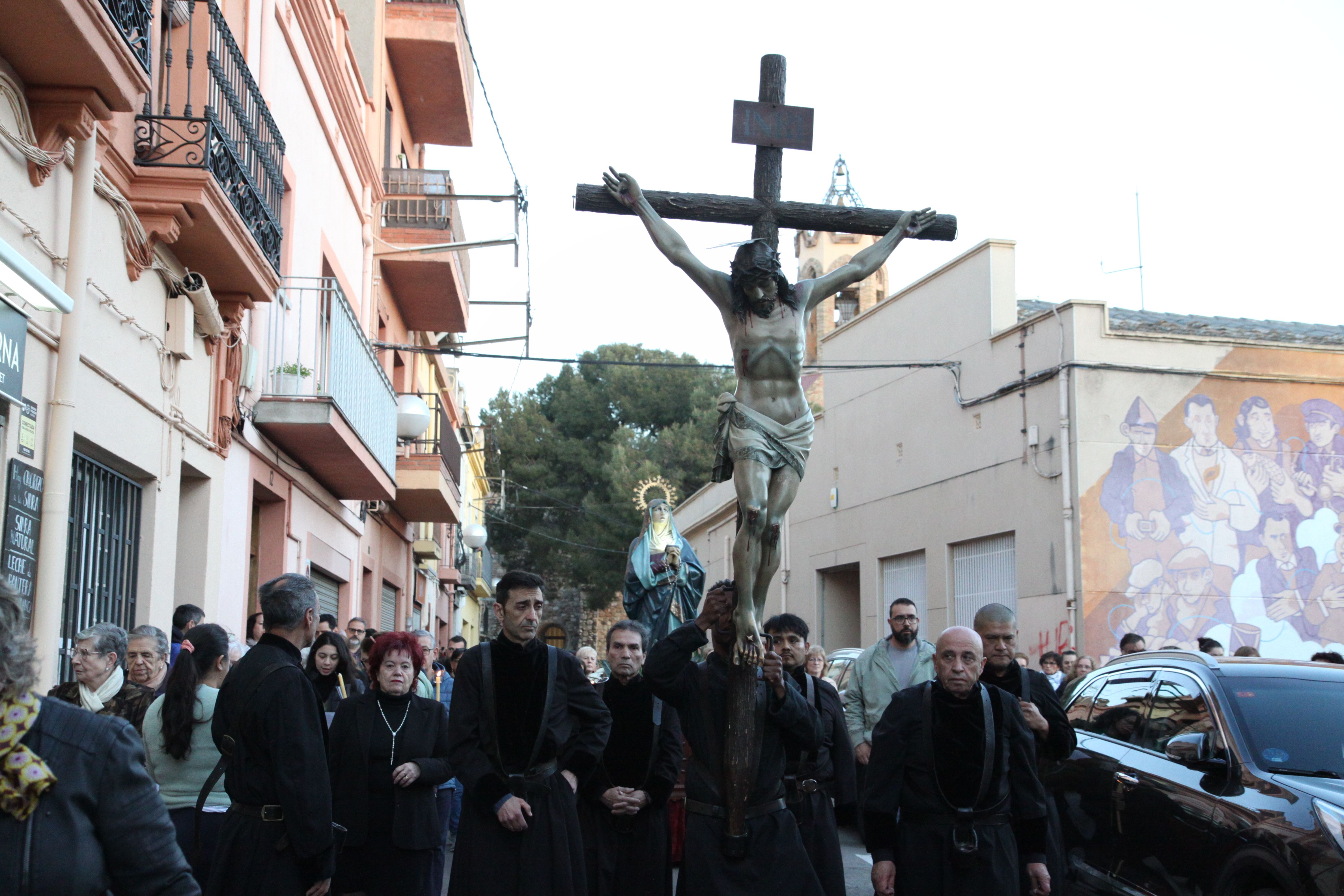 Imatges del Via Crucis de Divendres Sant. Foto: Laia Jubany