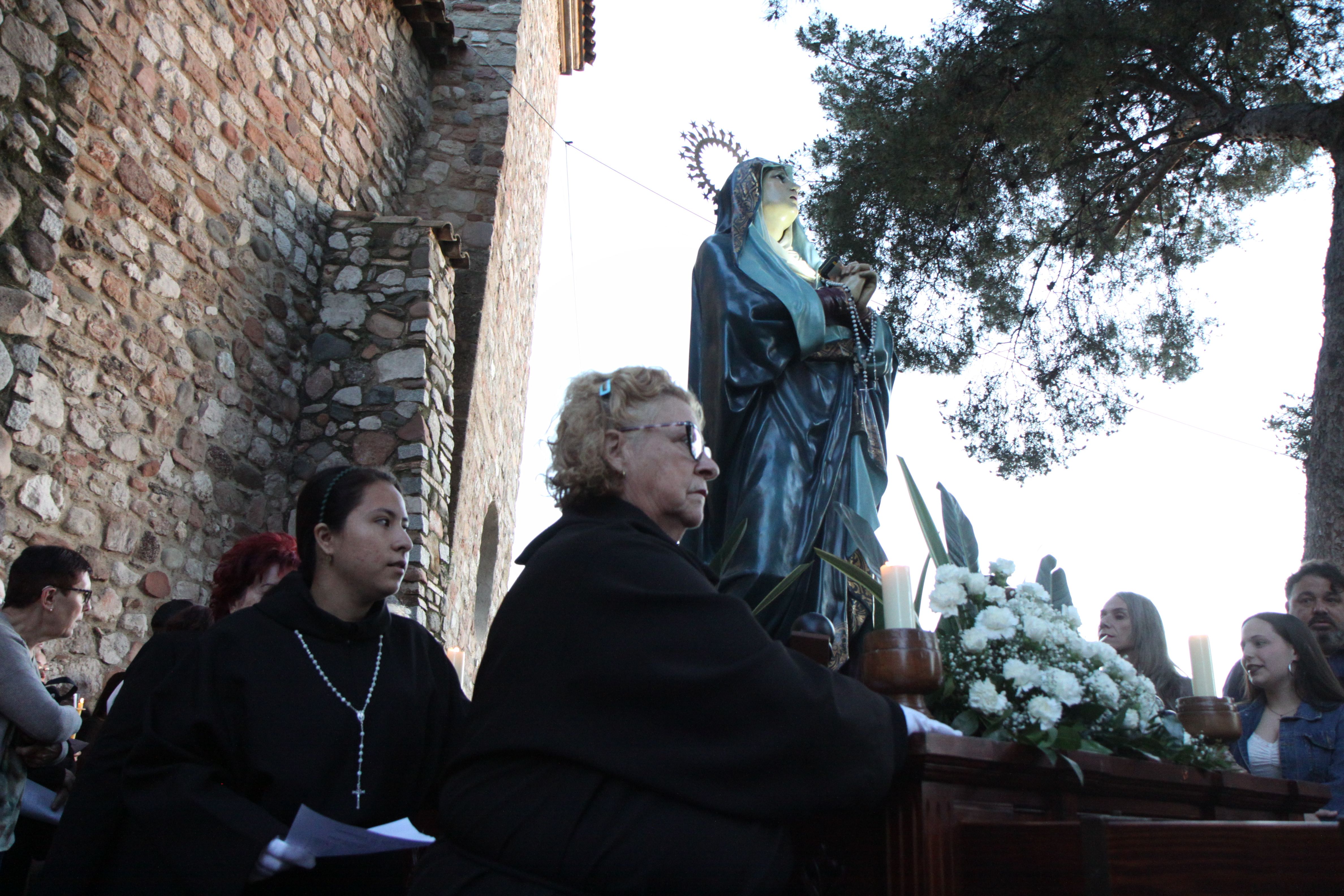 Imatges del Via Crucis de Divendres Sant. Foto: Laia Jubany