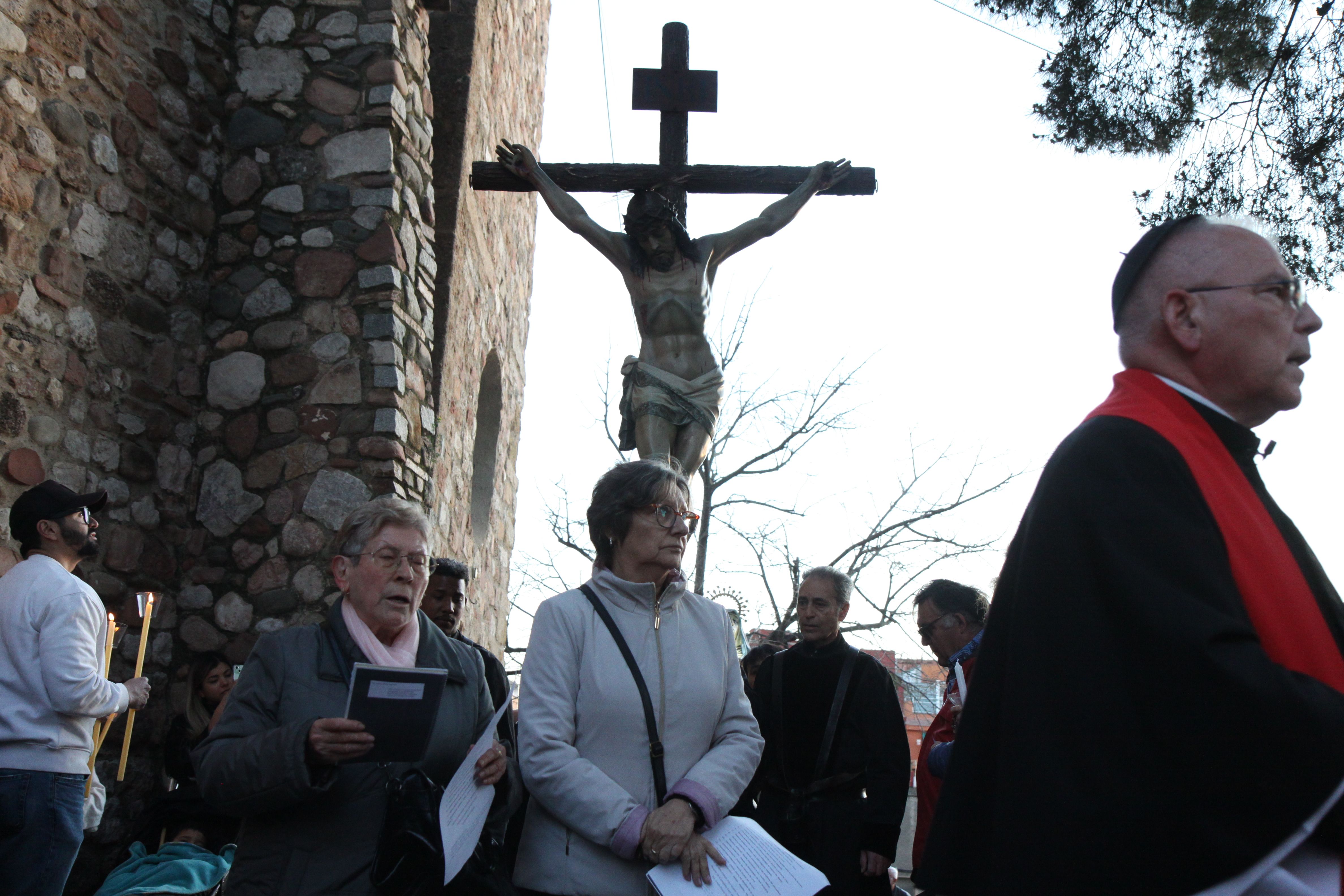 Imatges del Via Crucis de Divendres Sant. Foto: Laia Jubany