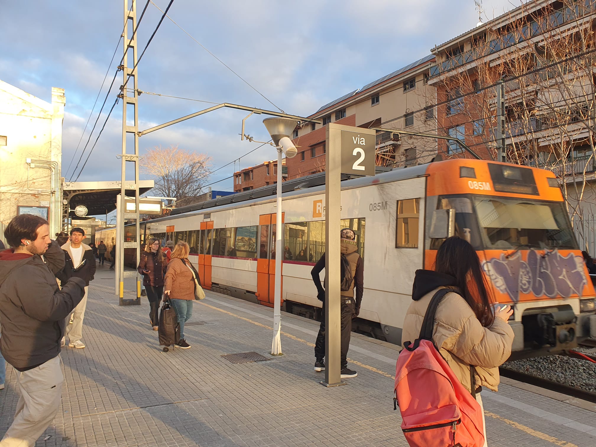 Un tren arribant a l'estació central de Cerdanyola. FOTO: TOT Cerdanyola