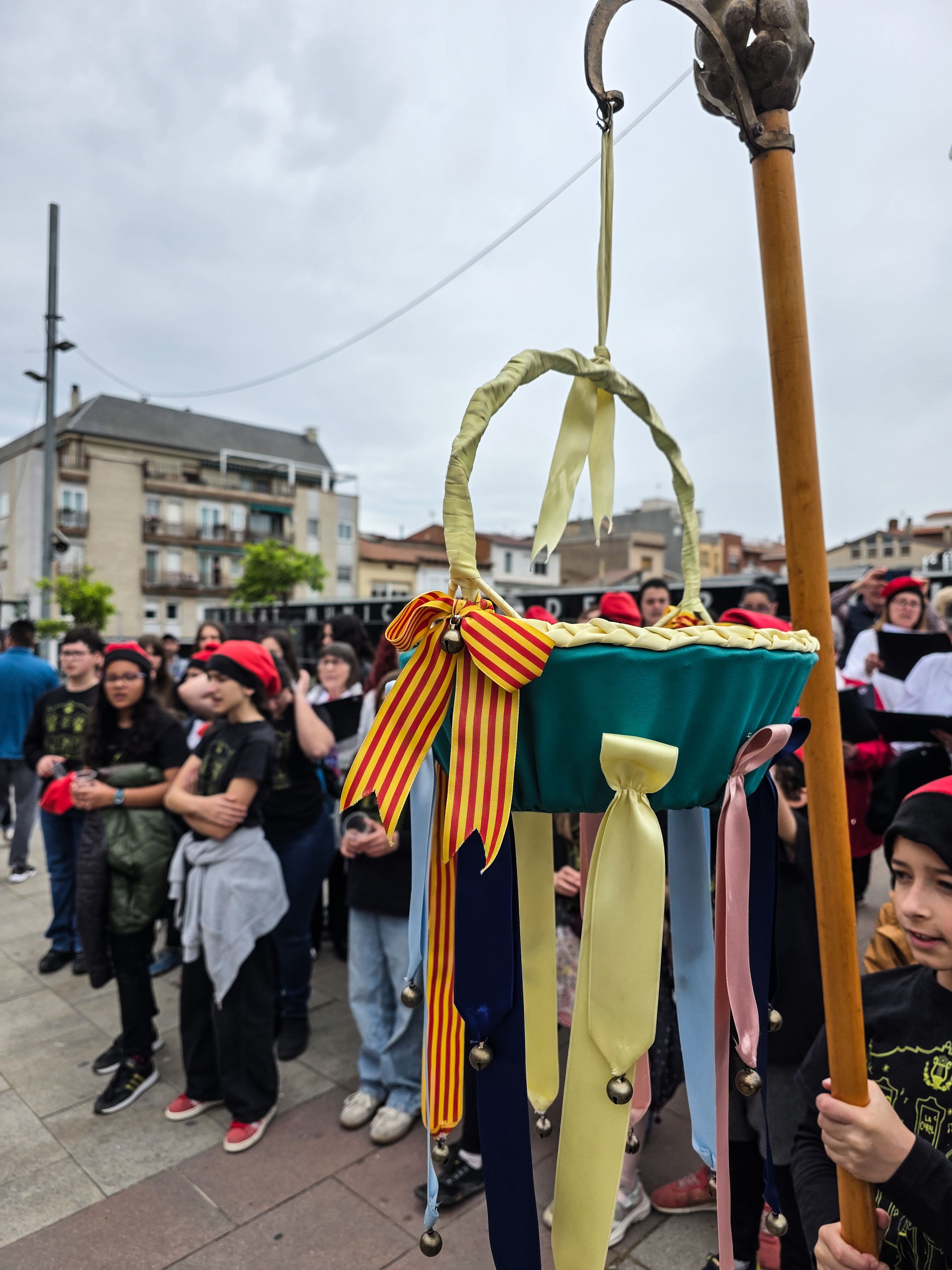 Les caramelles tornen a omplir els carrers de Ripollet. FOTO: Marc Mata