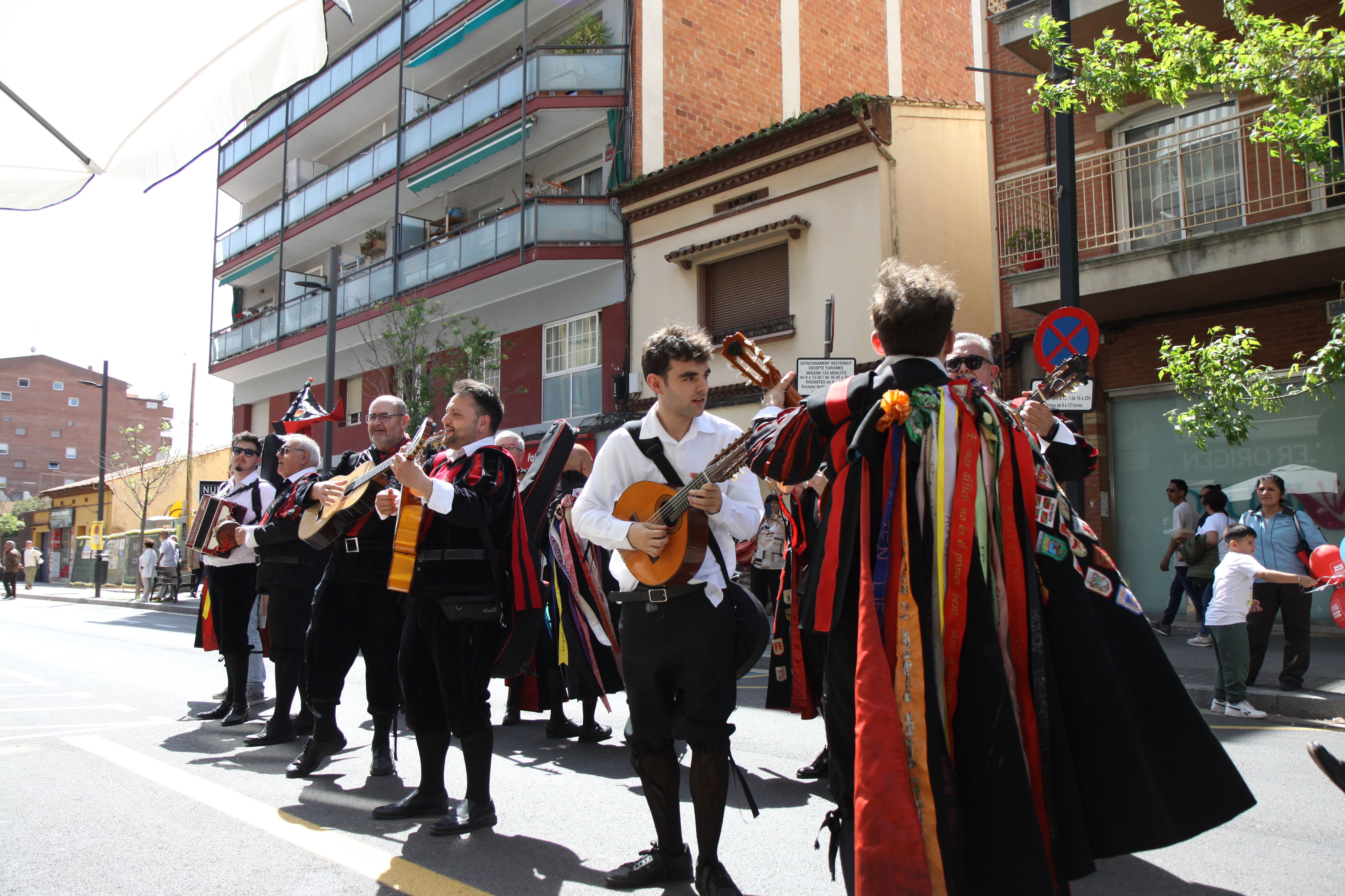 Les tunes han harmonitzat la jornada de comerç al carrer. Foto: Laia Jubany