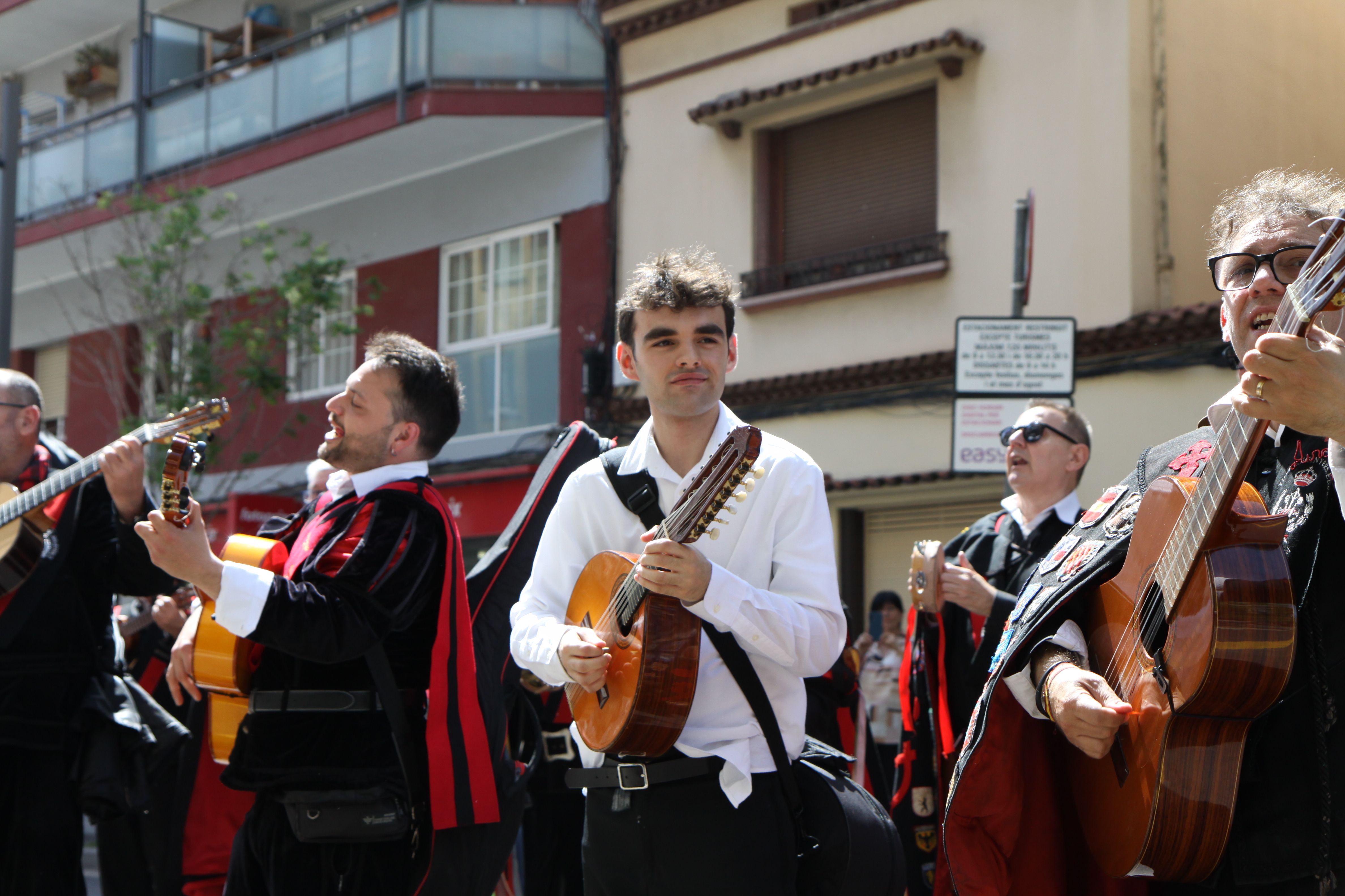 Les tunes han harmonitzat la jornada de comerç al carrer. Foto: Laia Jubany