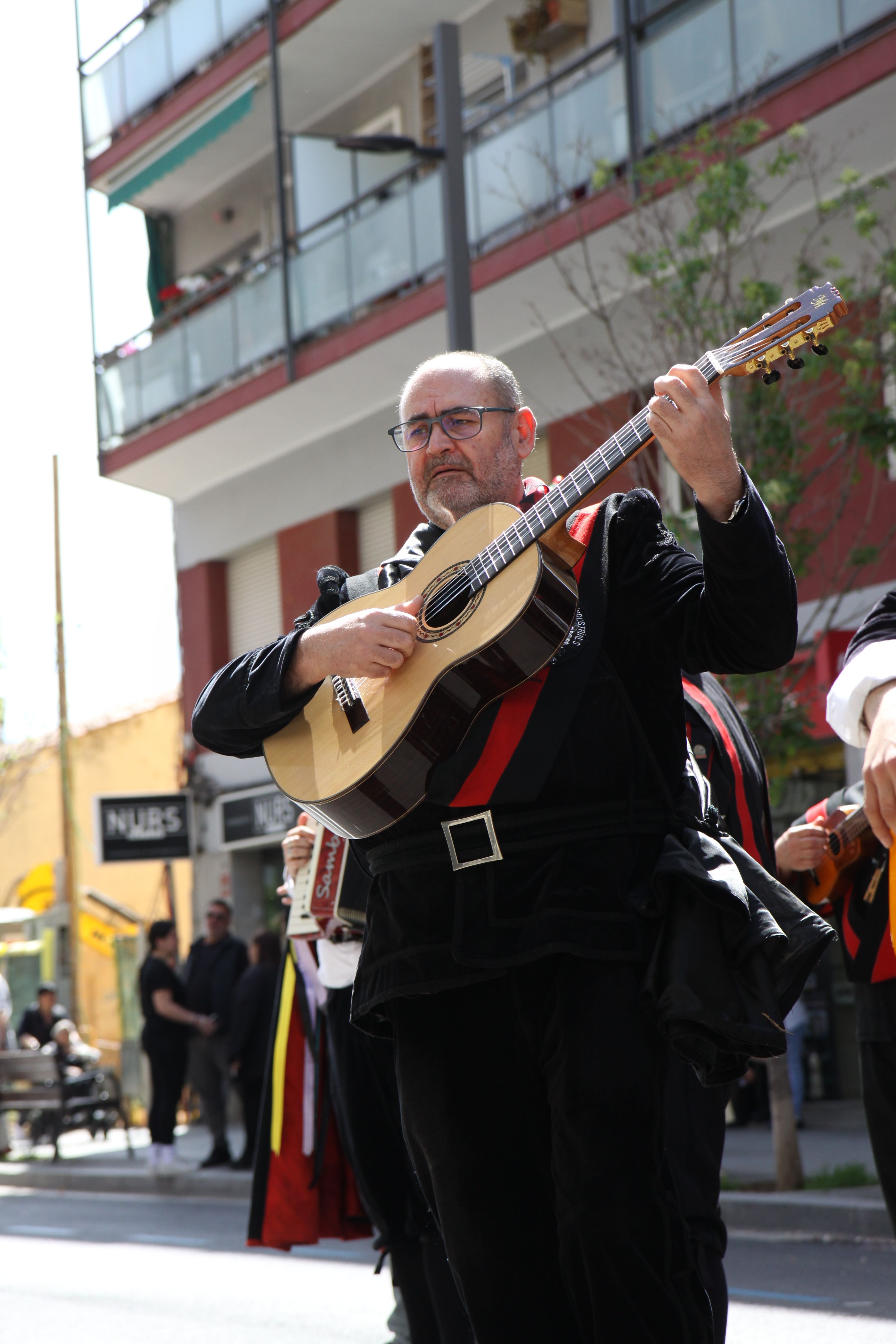 Les tunes han harmonitzat la jornada de comerç al carrer. Foto: Laia Jubany