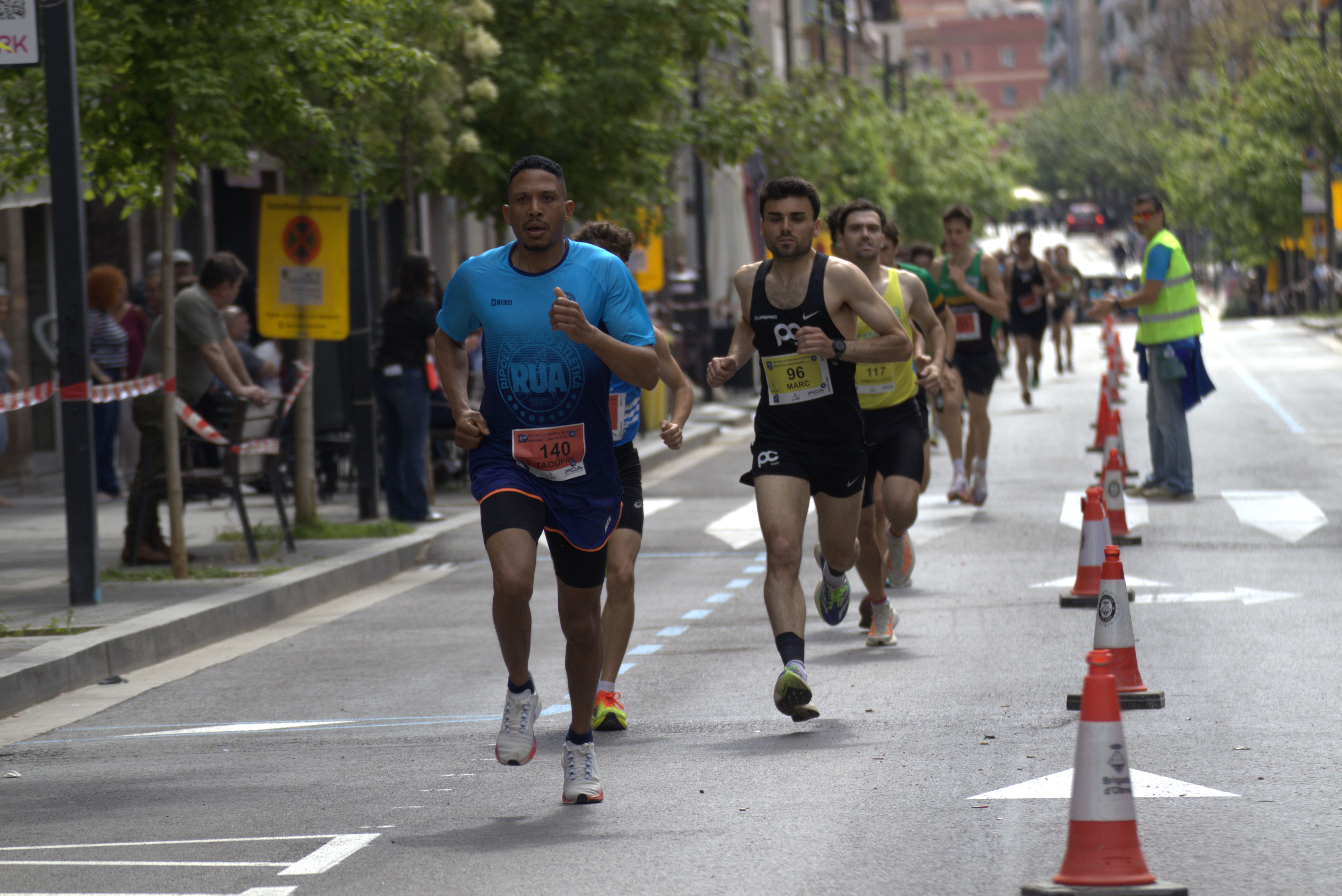 Atletes participant a la 29a Milla Urbana Memorial Juan Suárez FOTO: Marc Mata 
