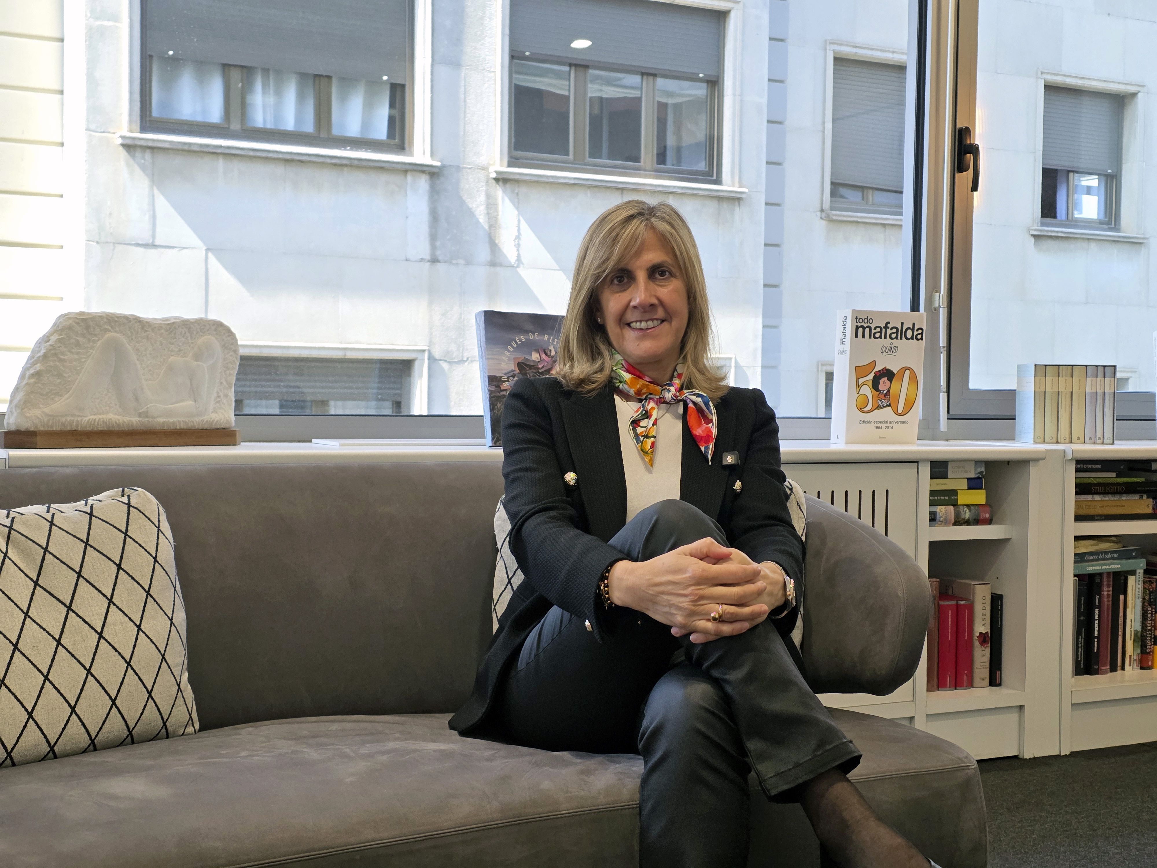 Núria Cabutí en el seu despatx de la seva seu a Barcelona. FOTO: Marc Mata