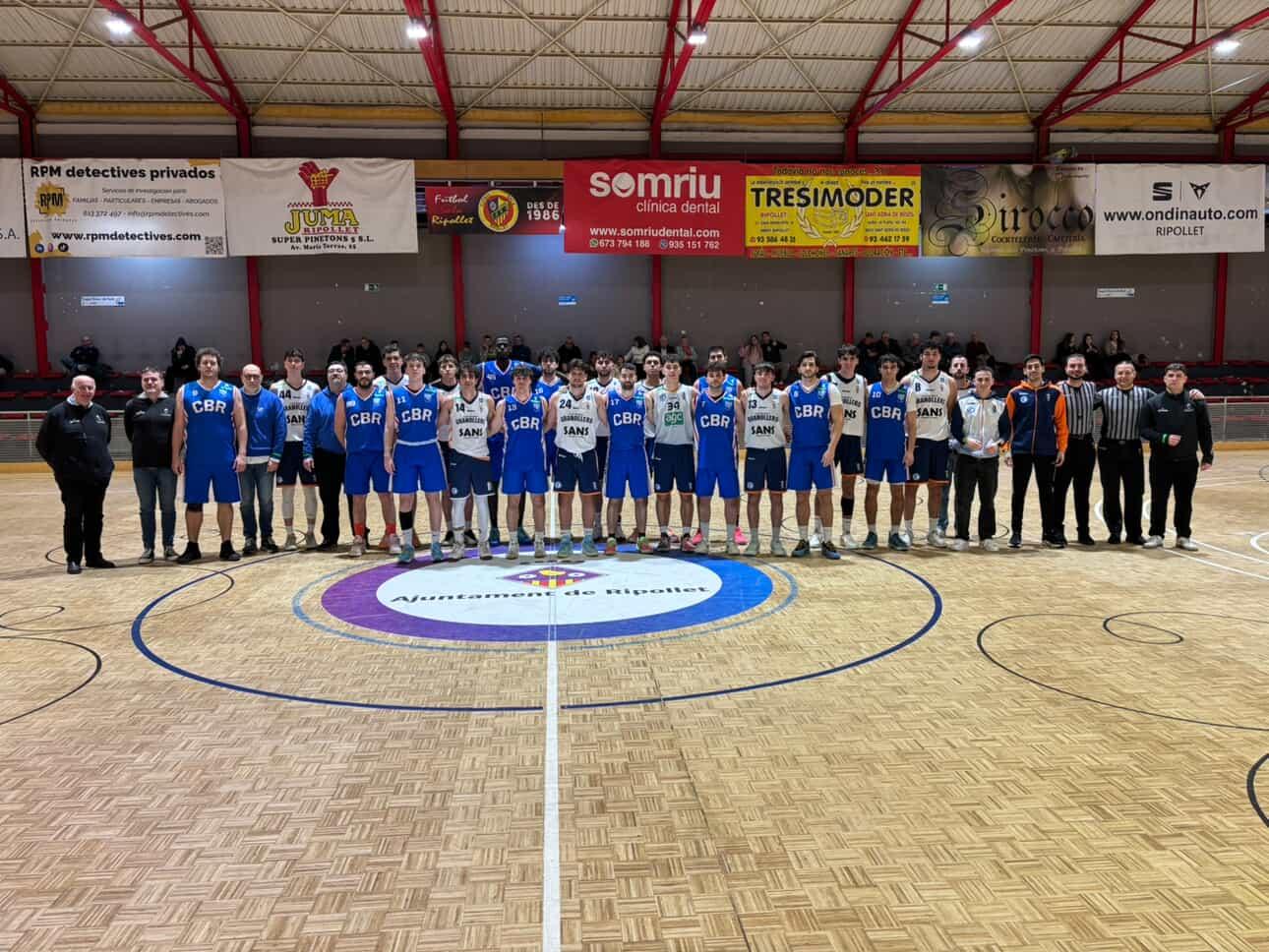 Foto d'equip aquesta temporada. FOTO: CB Ripollet (Arxiu) 