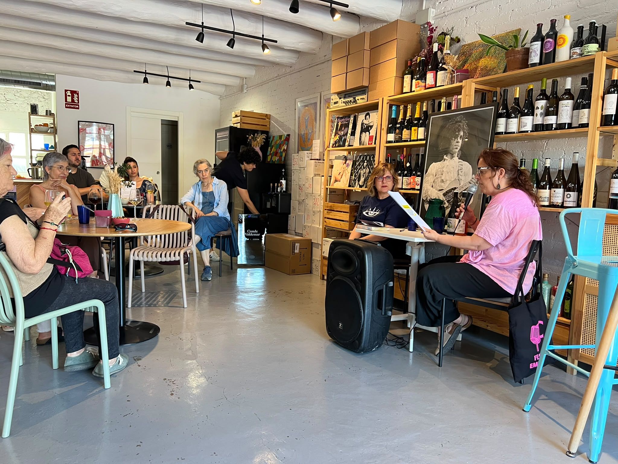 La presentació ha esdevingut una conversa distesa. Foto: Laia Jubany