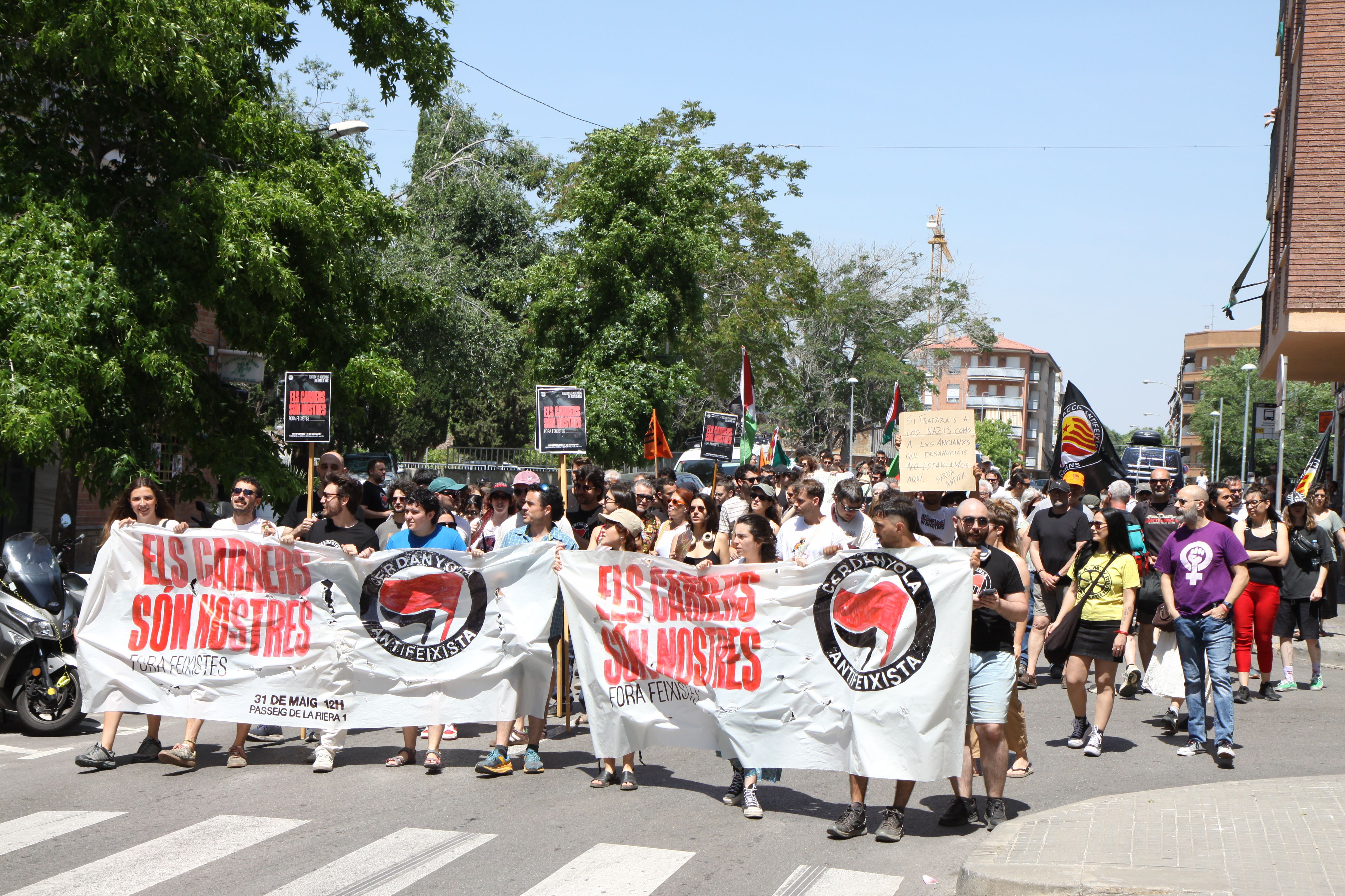 La manifestació ha arreplegat centenars de persones. Foto: Laia Jubany