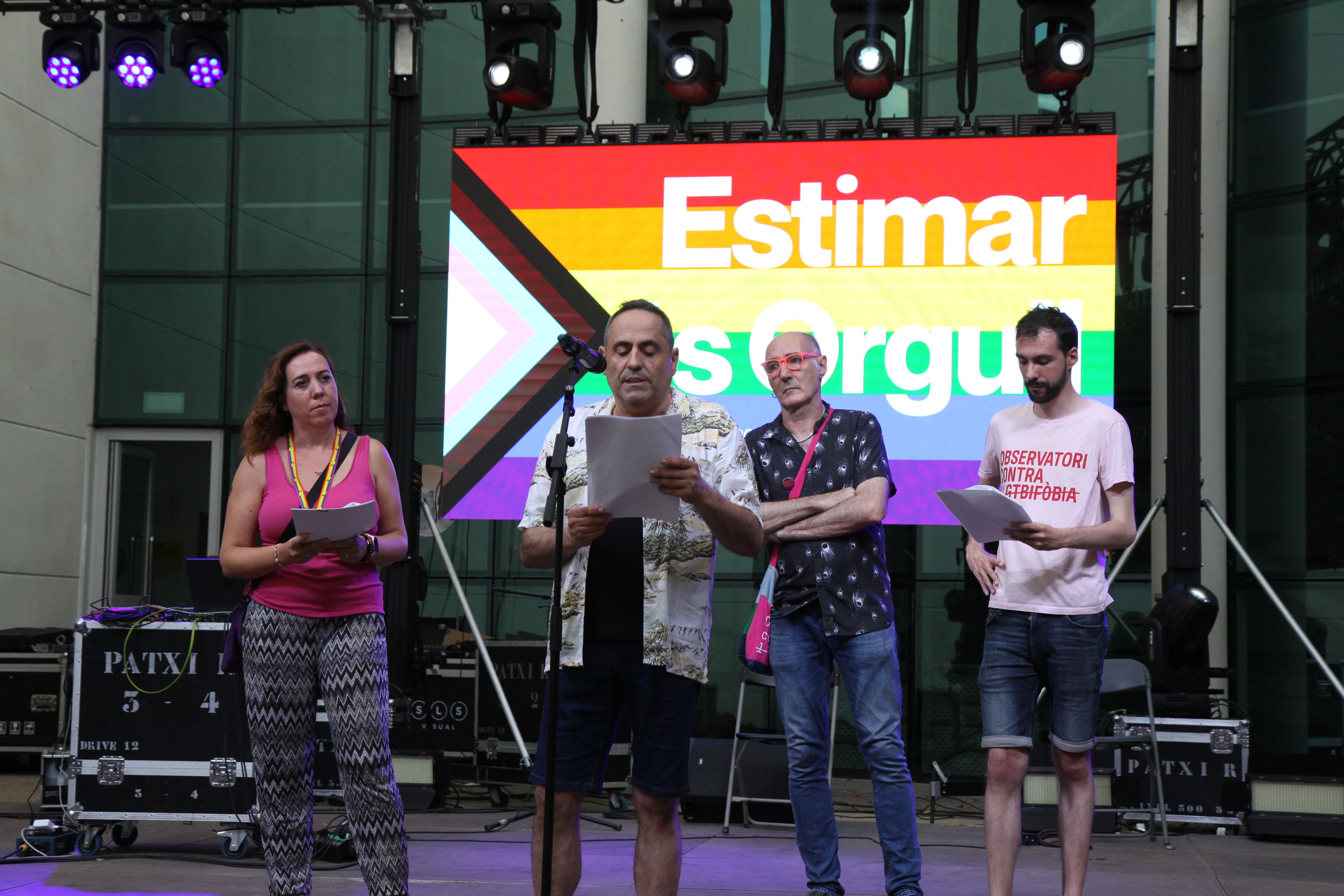 Moment de la lectura del manifest durant l'Orgull 2026. Foto: Laia Jubany