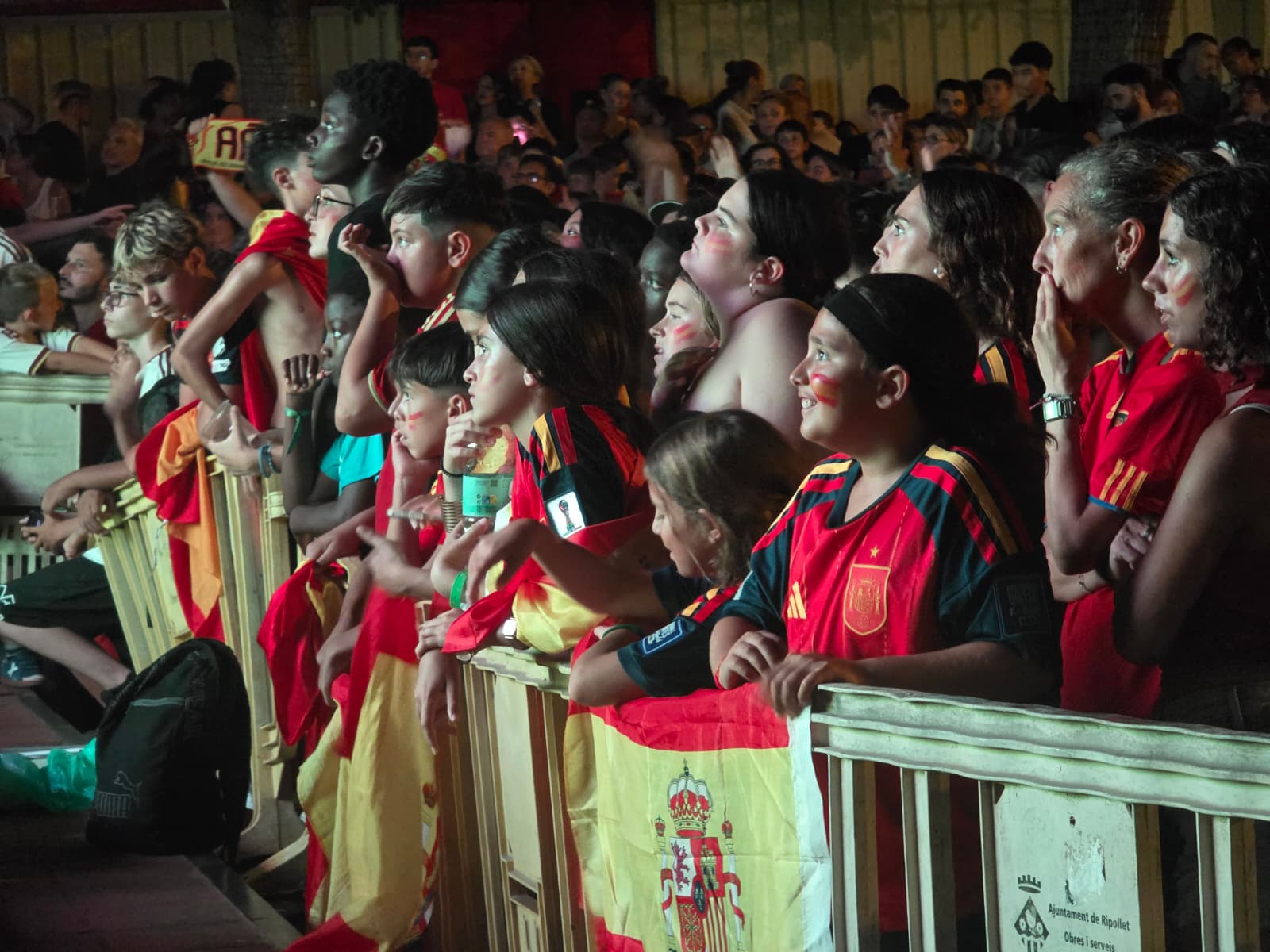 Suport ripolletenc a la selecció Espanyola durant el Mundial. FOTO: Marc Mata