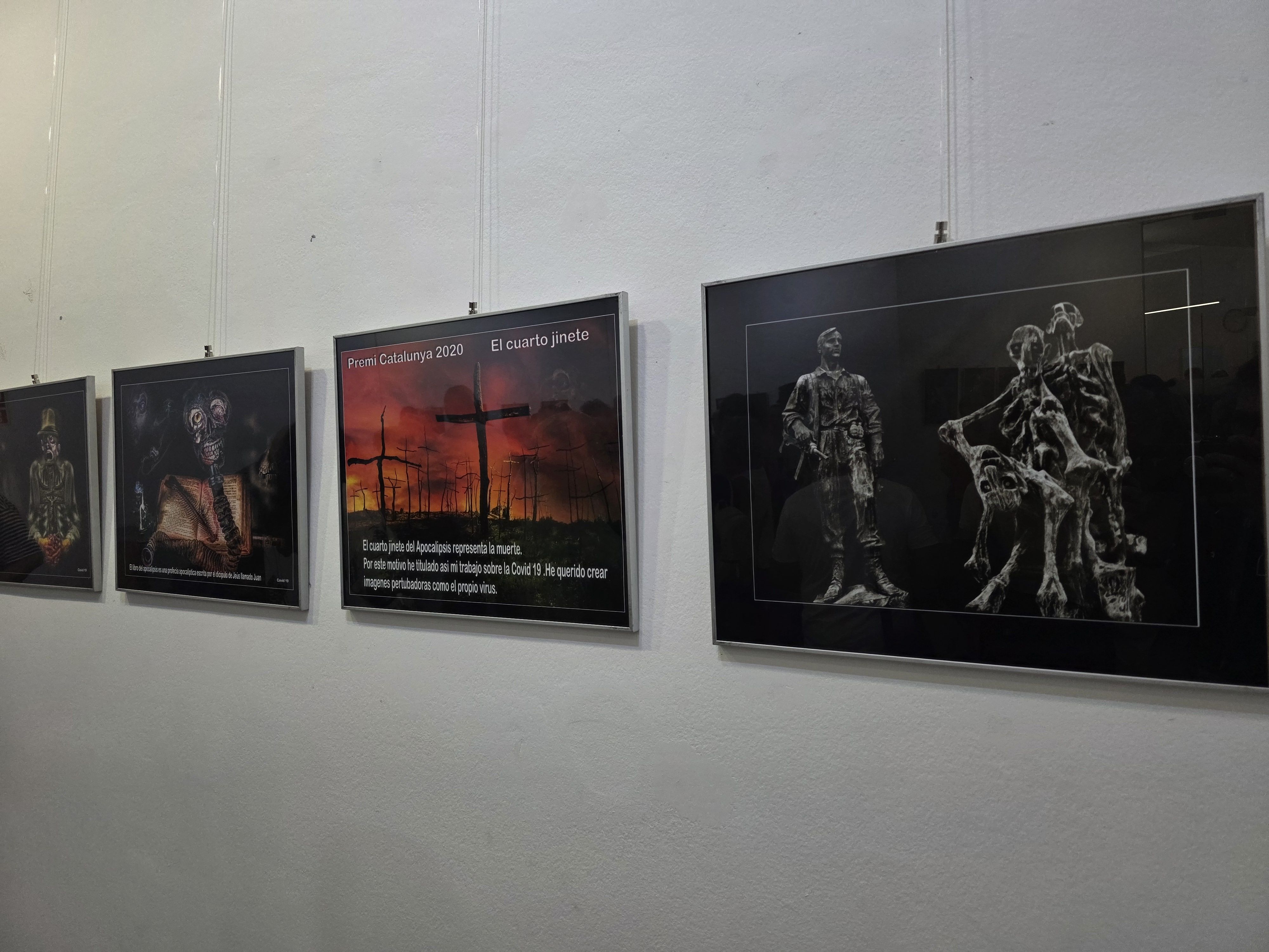 Inaugurada l'exposició "60  anys de mirades". FOTO: Marc Mata