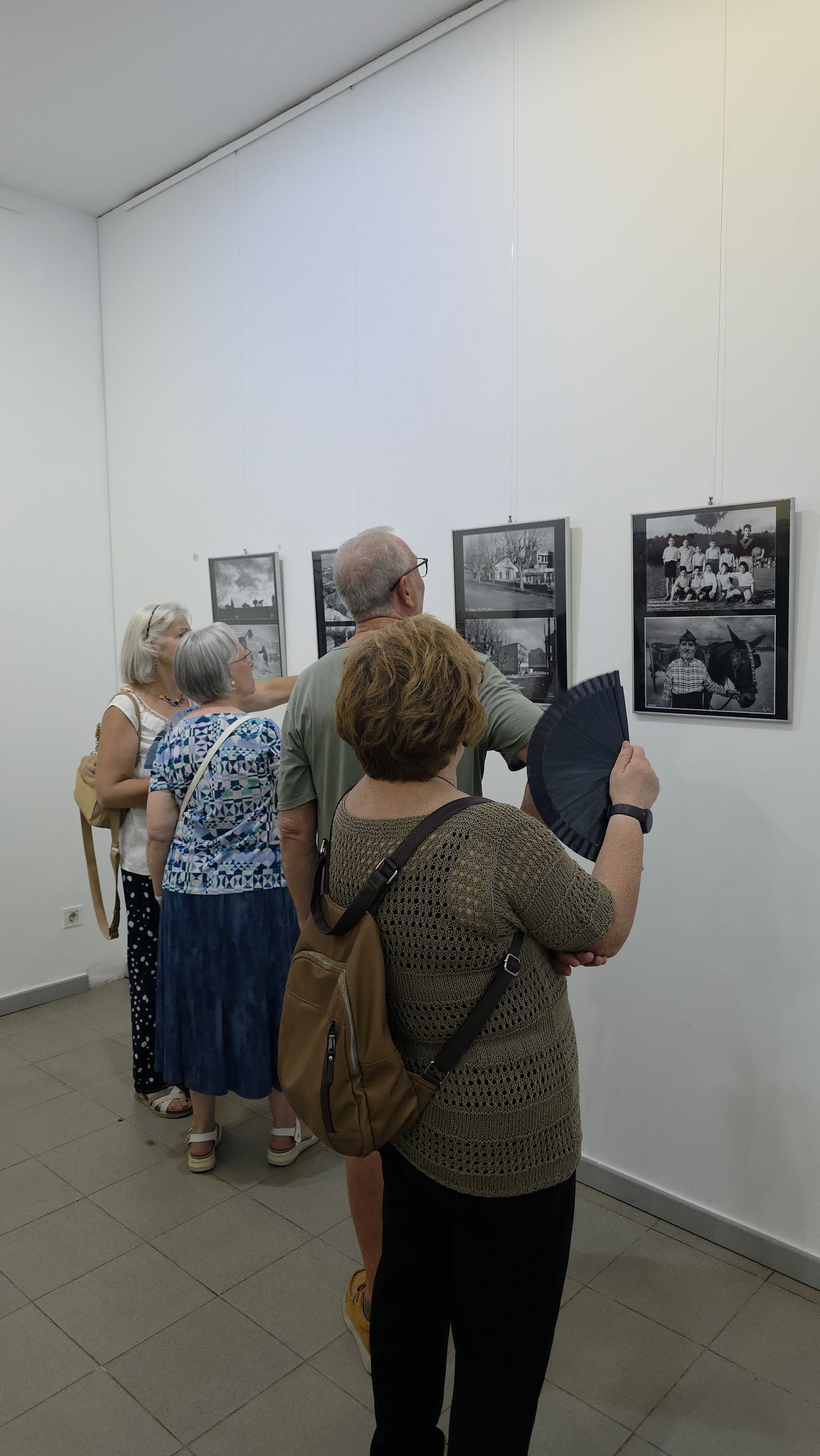Inaugurada l'exposició "60  anys de mirades". FOTO: Marc Mata