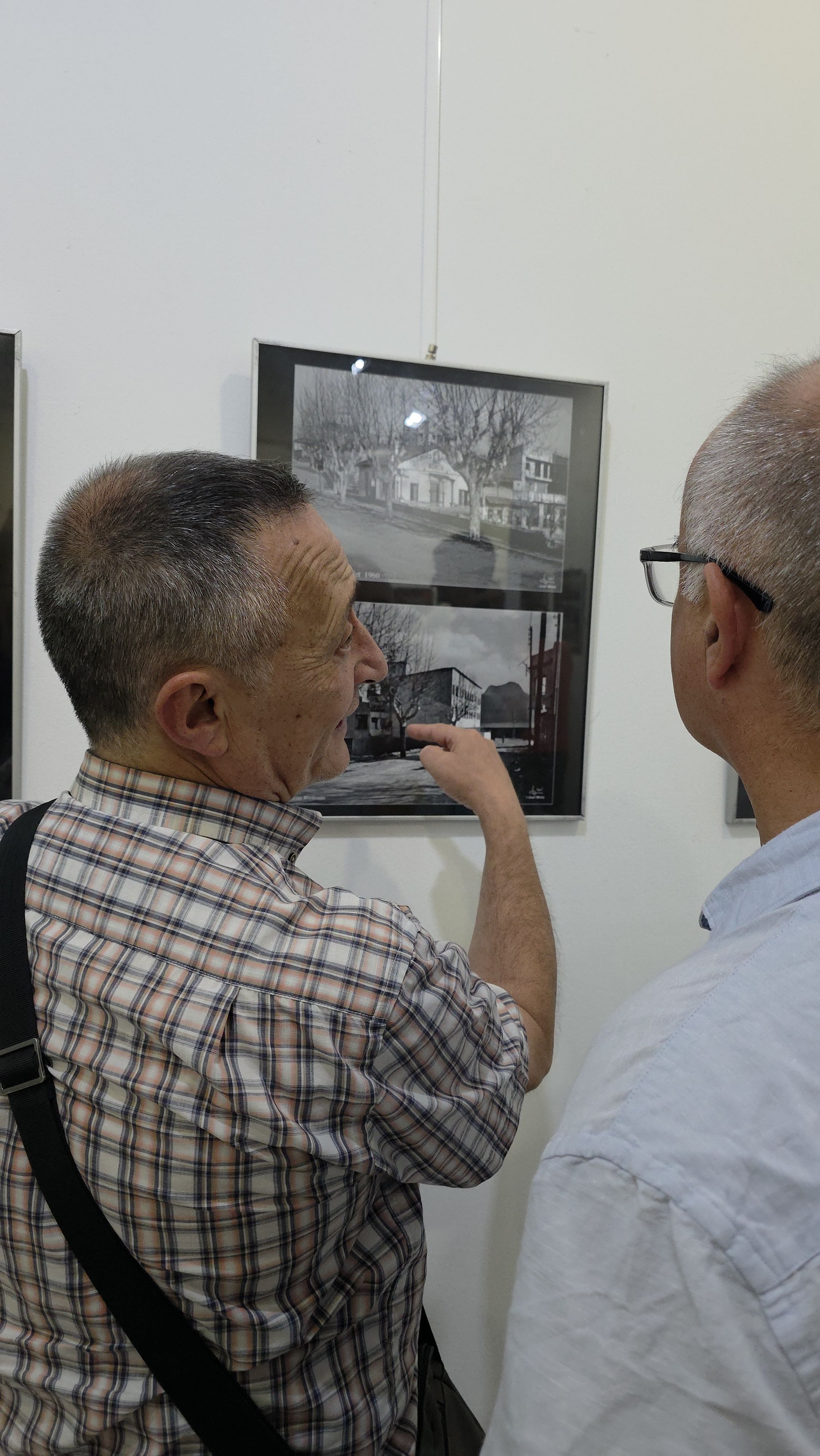 Inaugurada l'exposició "60  anys de mirades". FOTO: Marc Mata