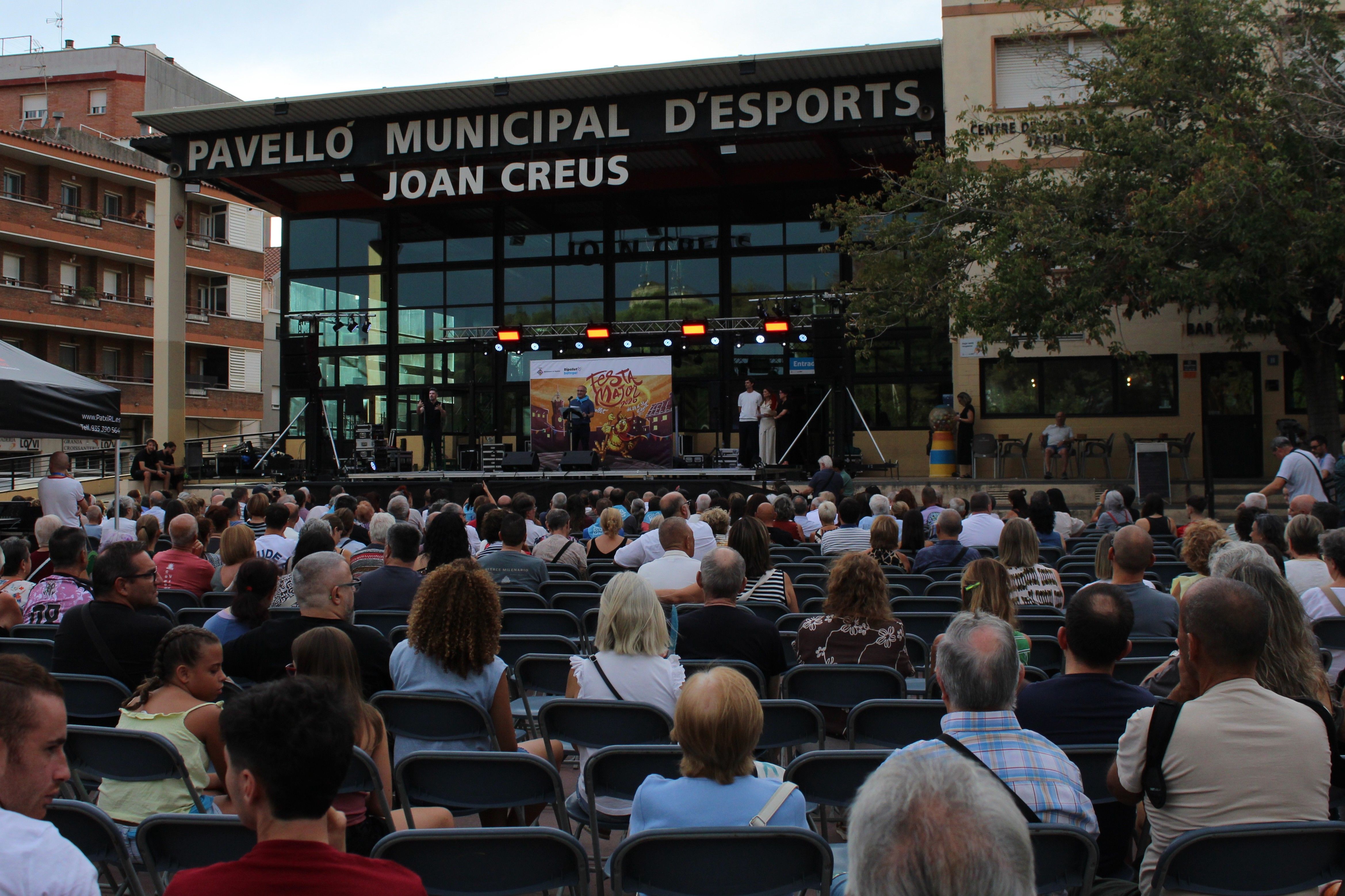 El pregó de Festa Major dona el tret de sortida a quatre dies de festa. FOTO: Sergio Sánchez (TOT Ripollet)