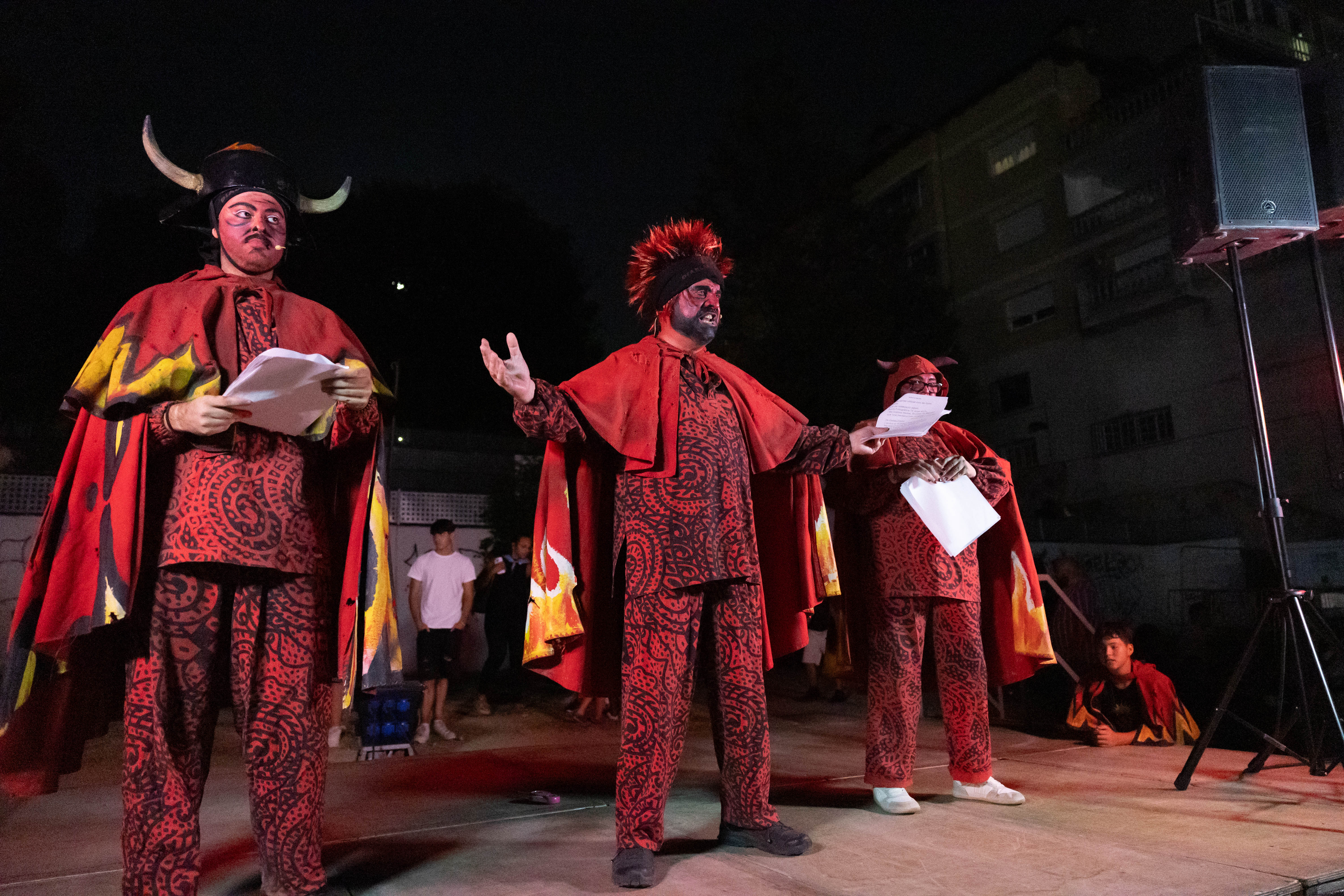Correfoc i versots dels Diables de Ripollet. FOTO Arnau Padilla (7)