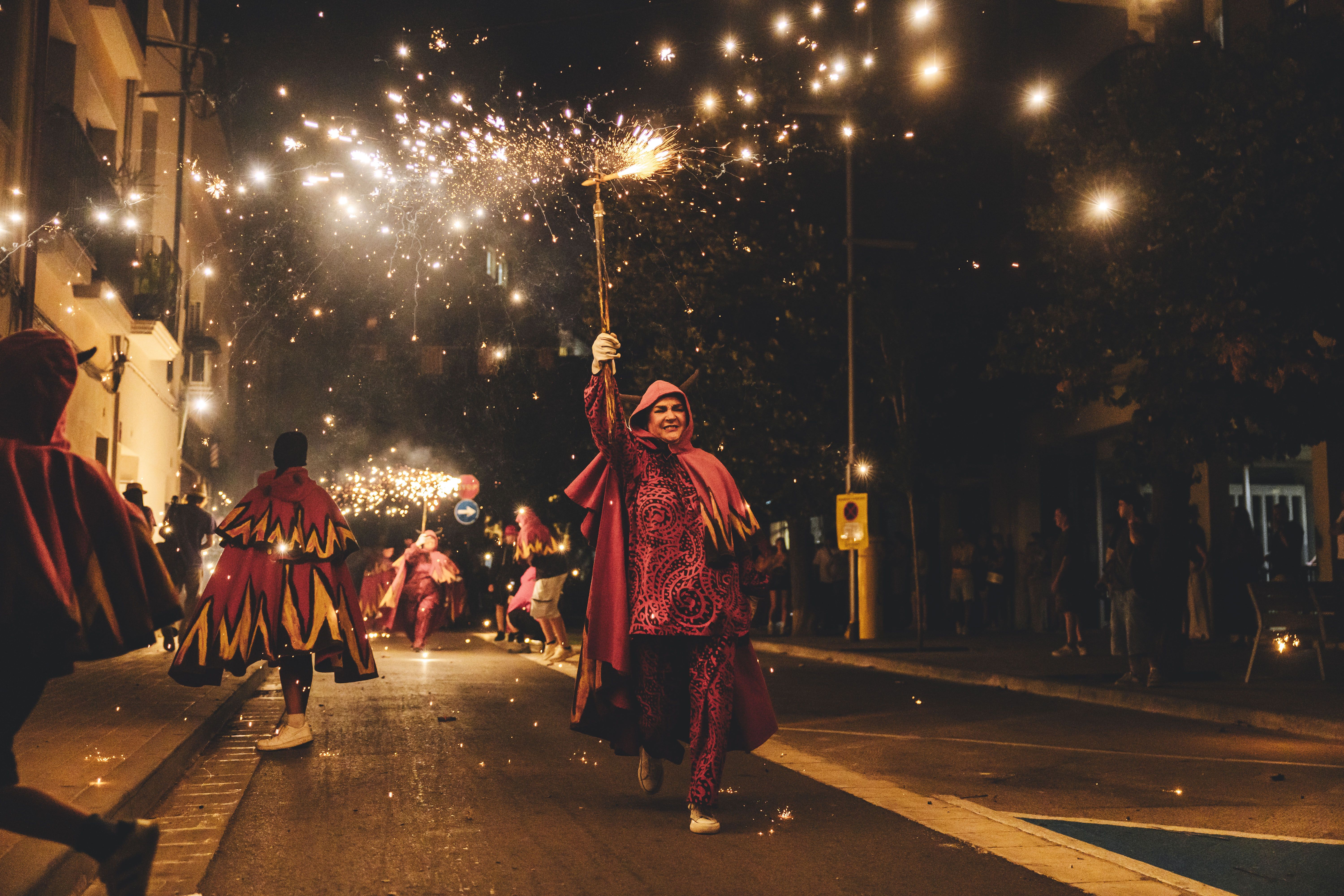 Correfoc i versots dels Diables de Ripollet. FOTO Arnau Padilla (13)