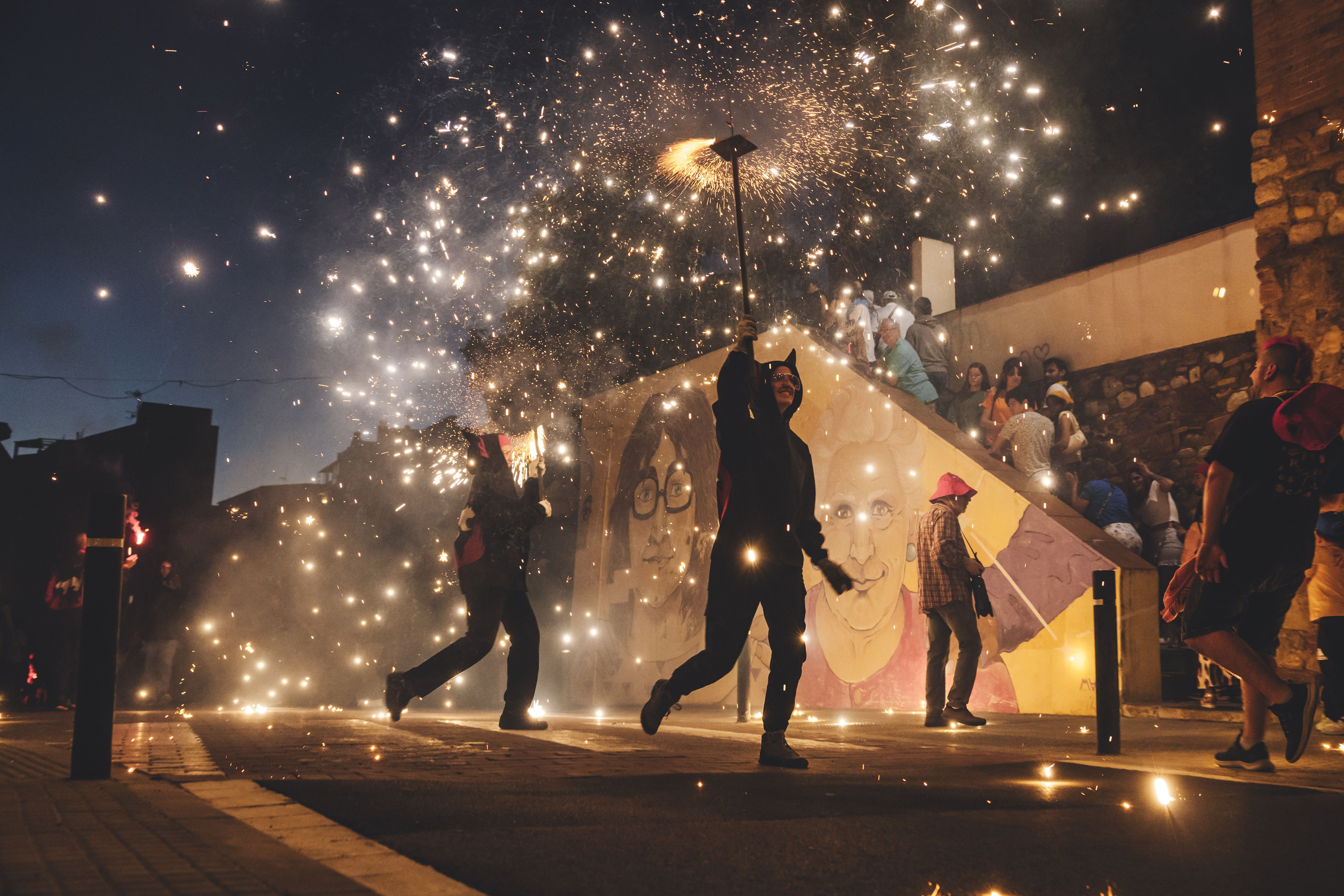 Correfoc i versots dels Diables de Ripollet. FOTO Arnau Padilla (46)