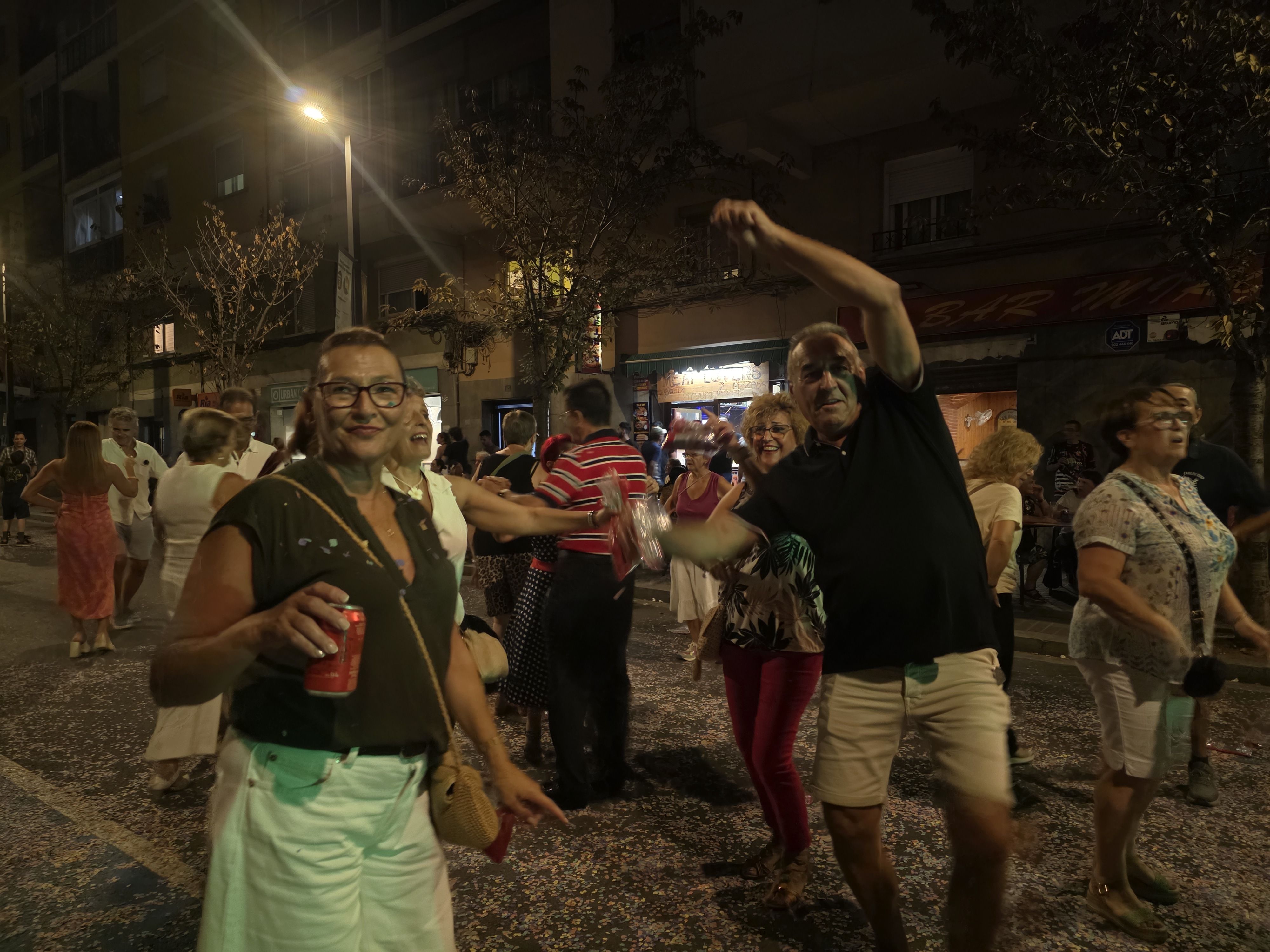 Ball confetti veterans. FOTO: Marc Mata